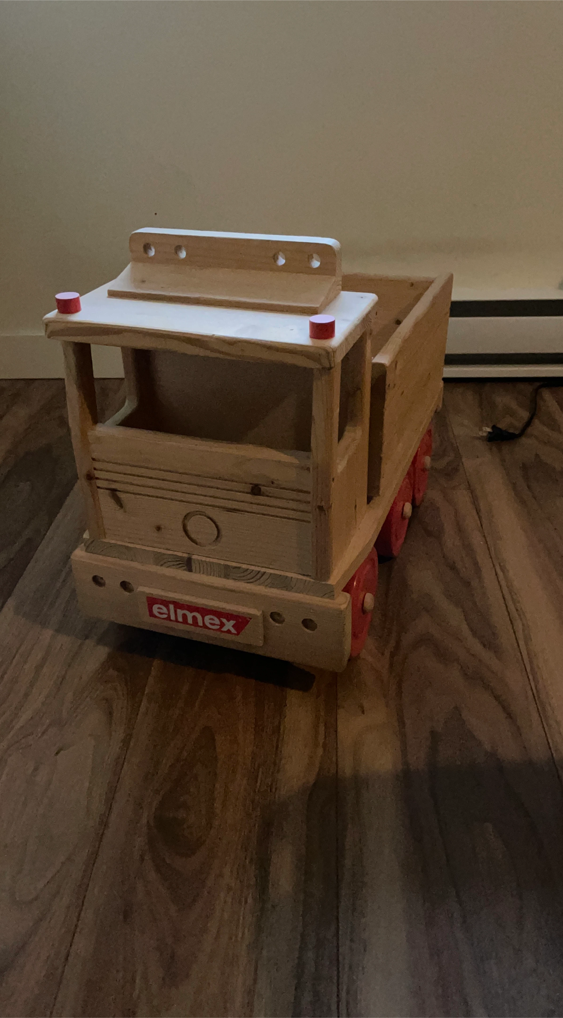 Large Wooden Toy Truck image indicator(4)