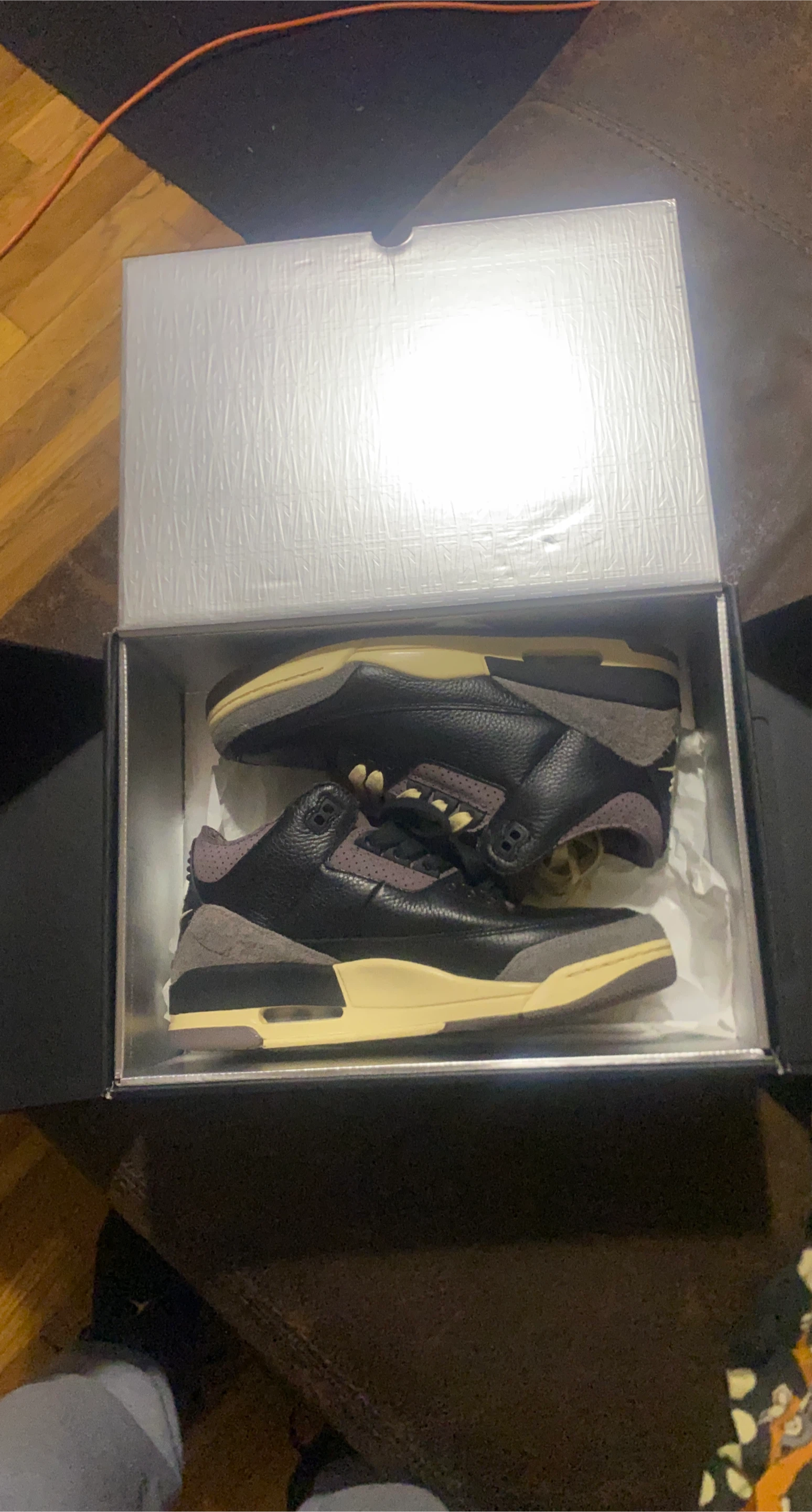 Jordan 3 Retro A Ma Maniere thumbnail