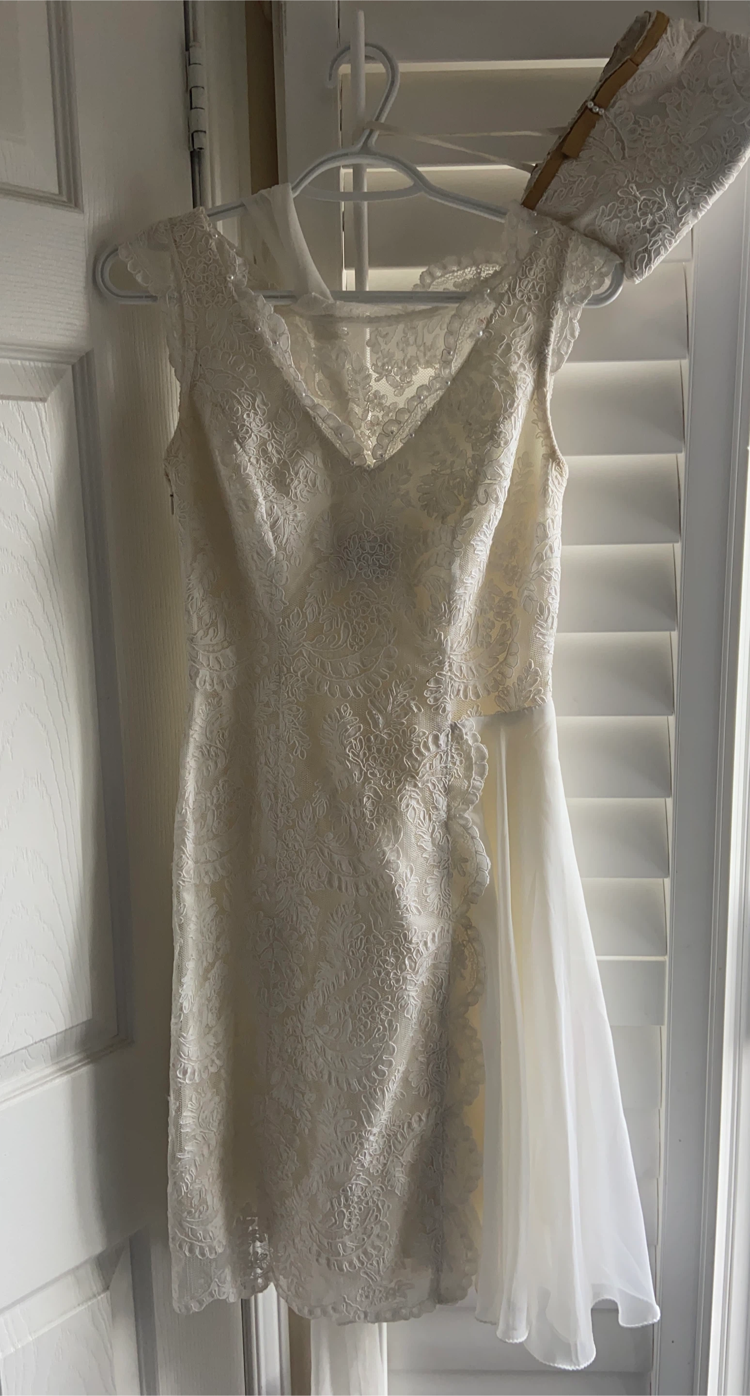 Lace Wedding Dress thumbnail