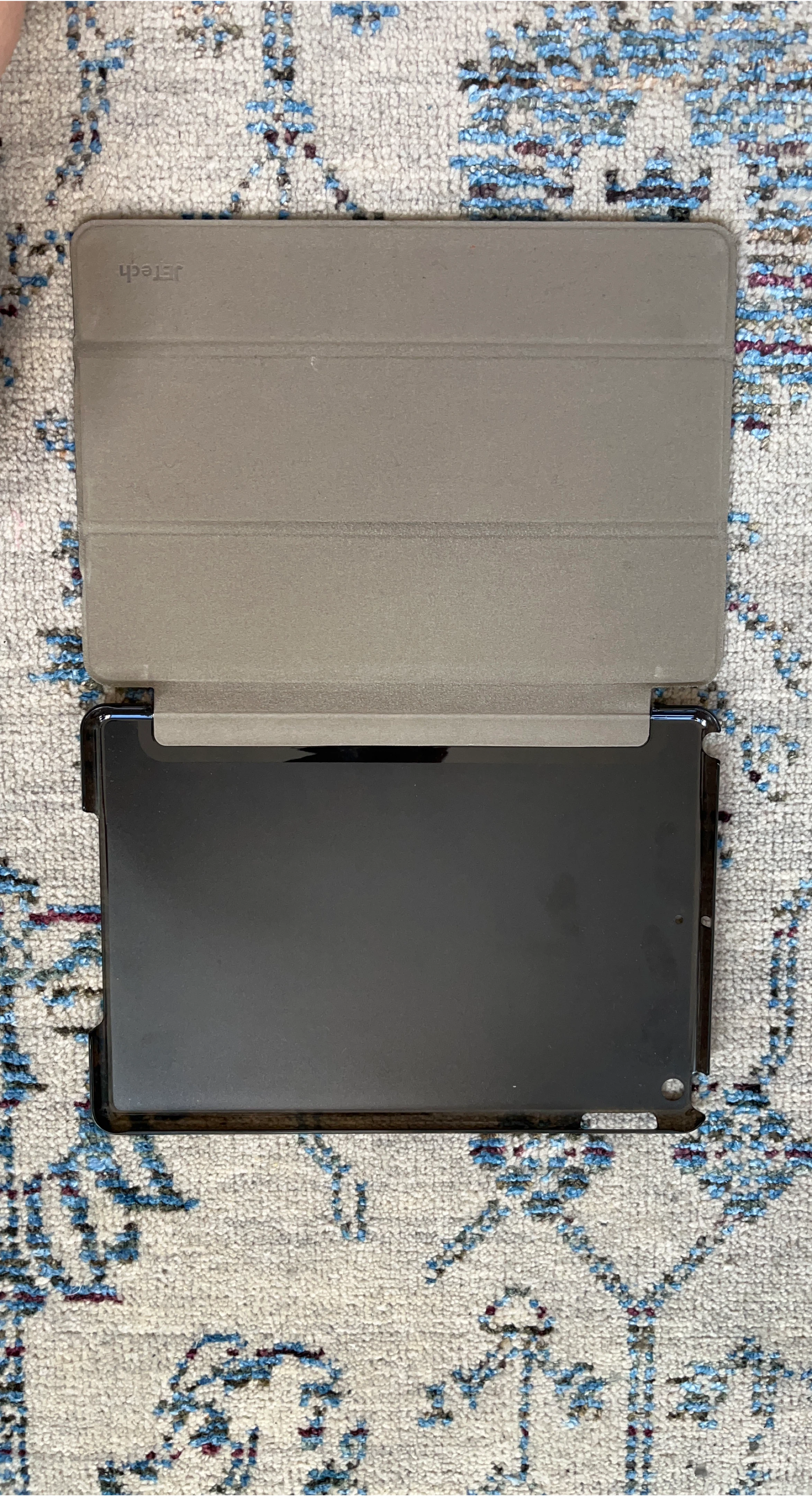 9th generation iPad Case - Black thumbnail