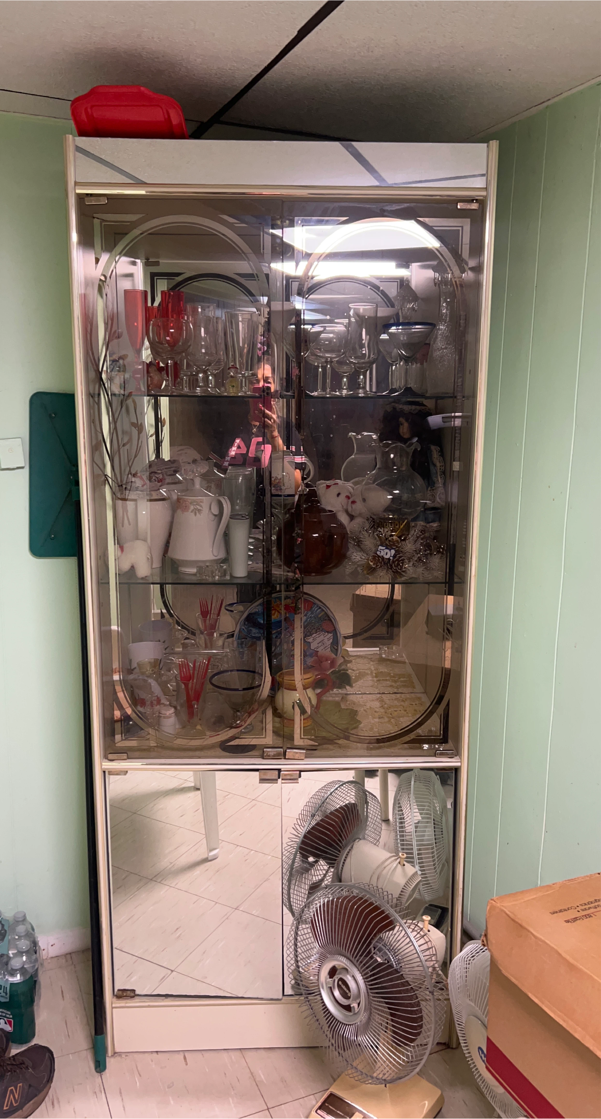 Display Cabinet thumbnail