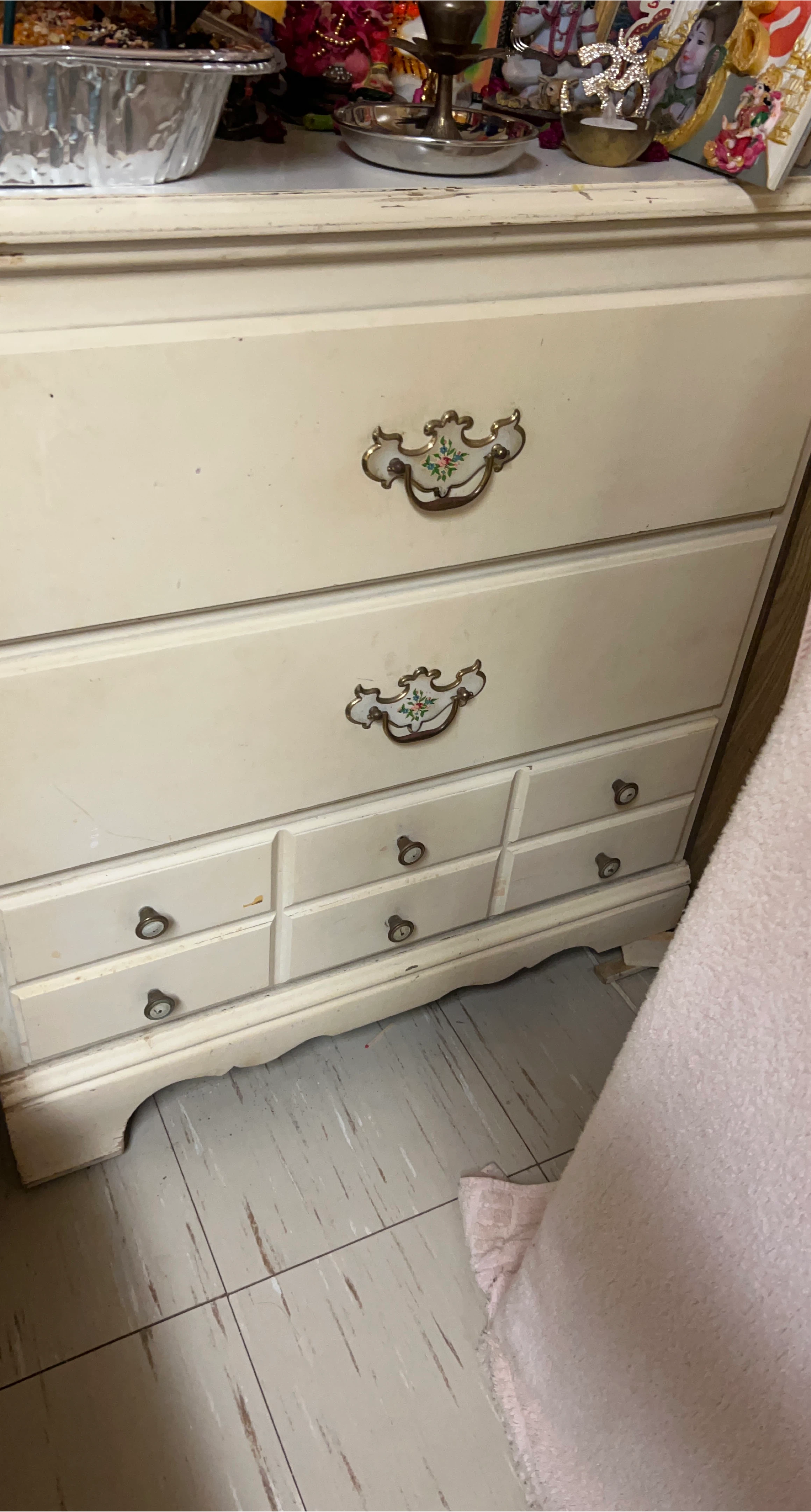 Vintage Dresser thumbnail