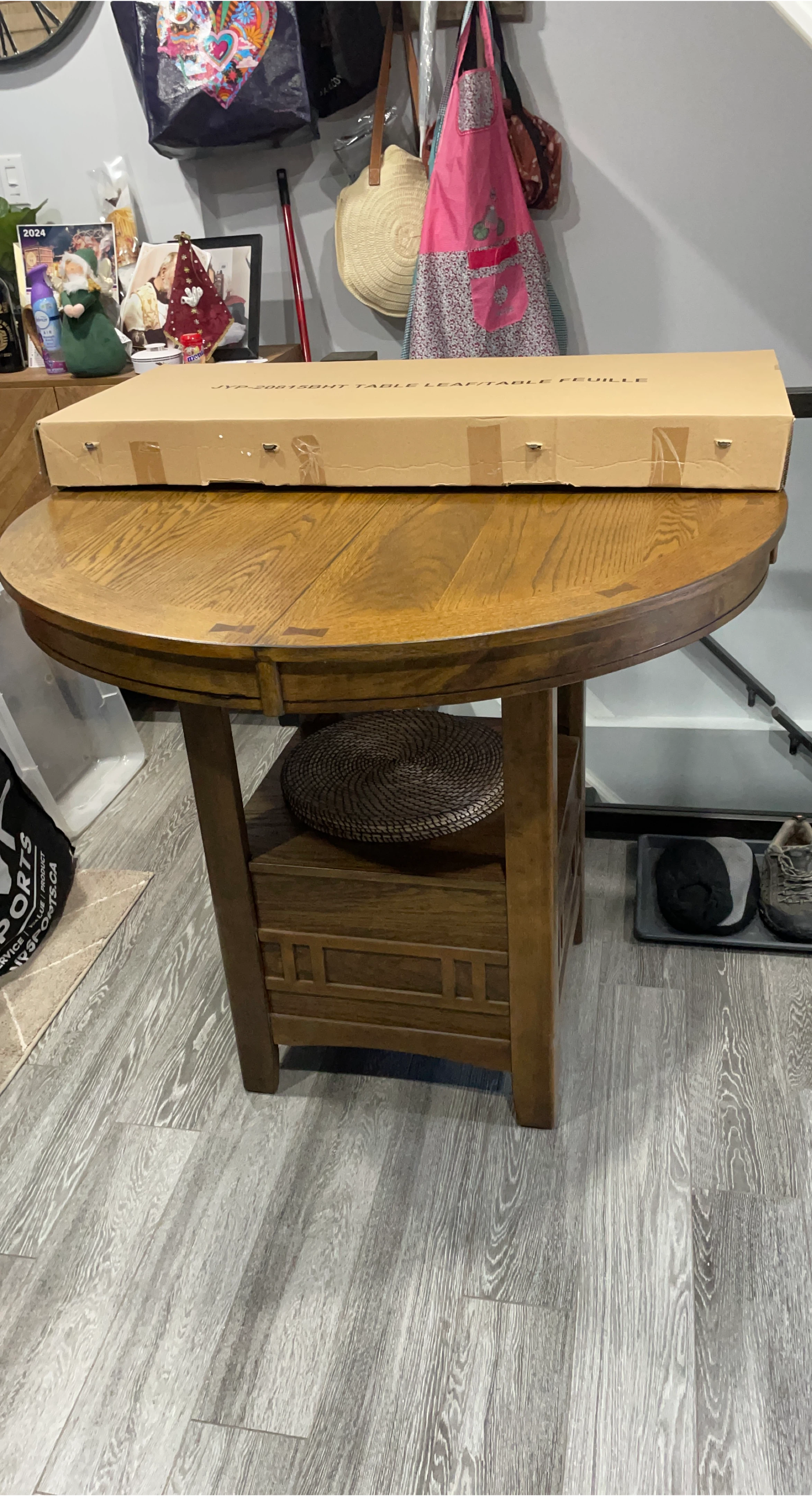 Round Wood Table with Leaf