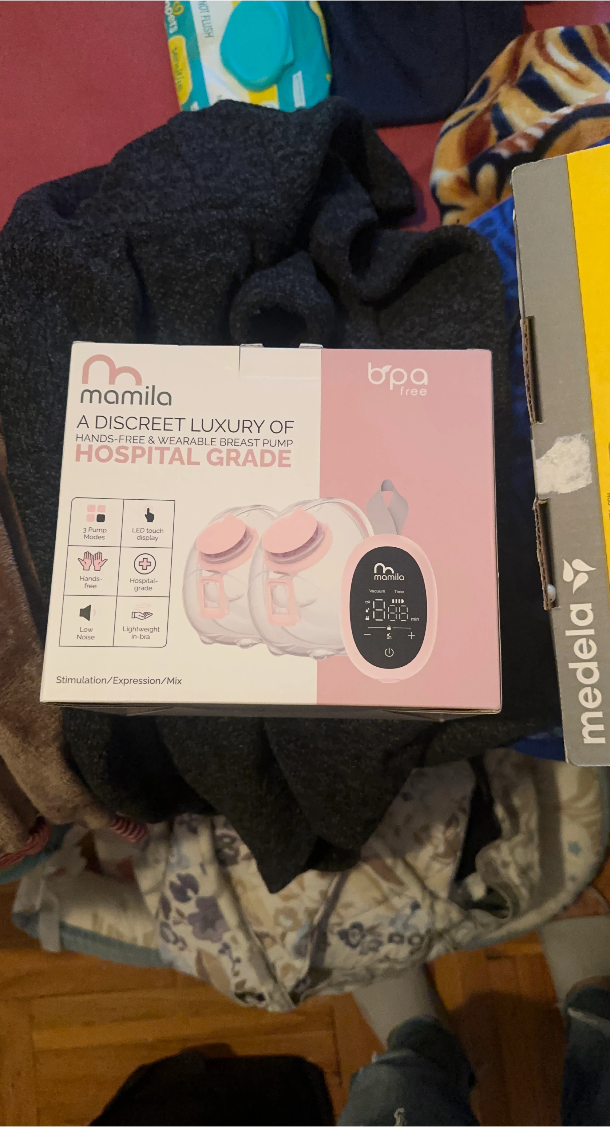 Mamila Hands-Free Wearable Breast Pump - Hospital Grade thumbnail
