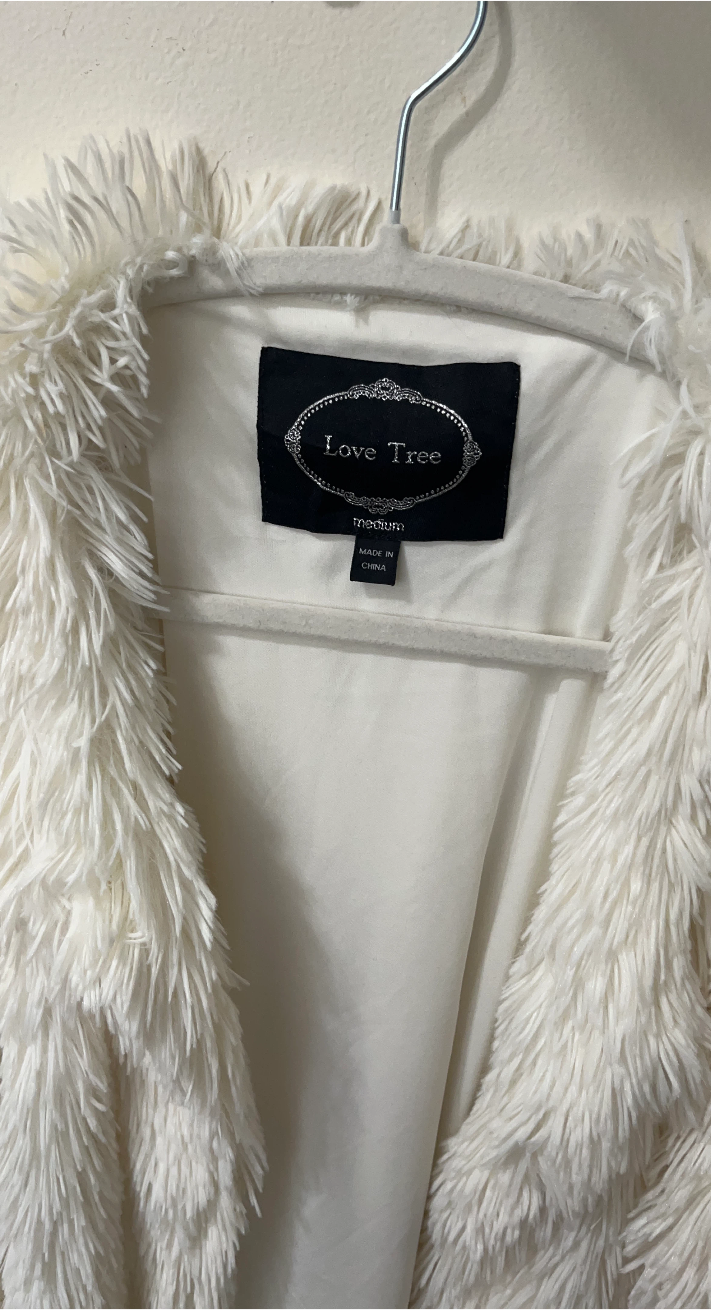 Love Tree White Faux Fur Jacket - Size Medium thumbnail