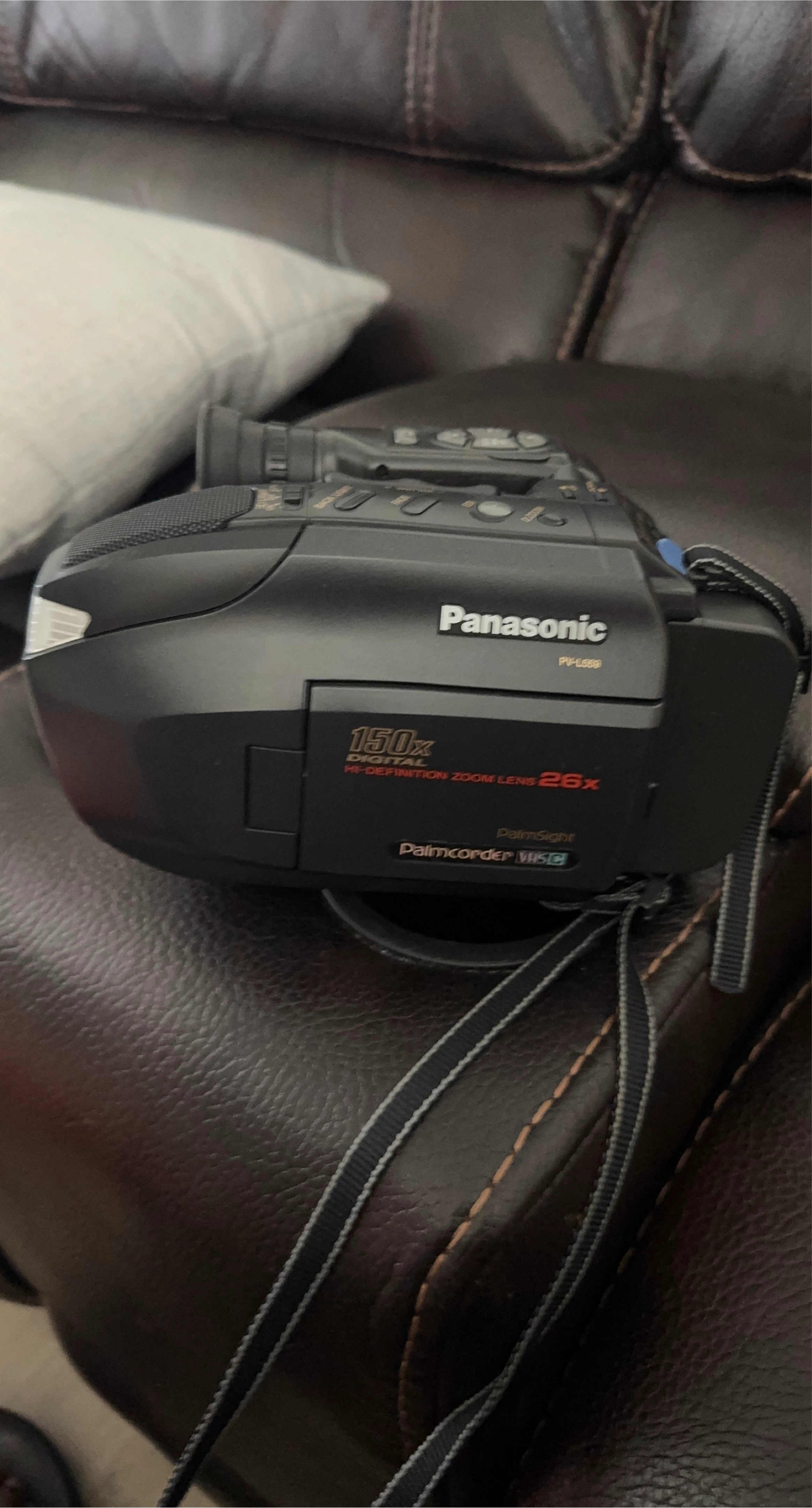 Panasonic PV-L559 Palmcorder VHS-C Camcorder