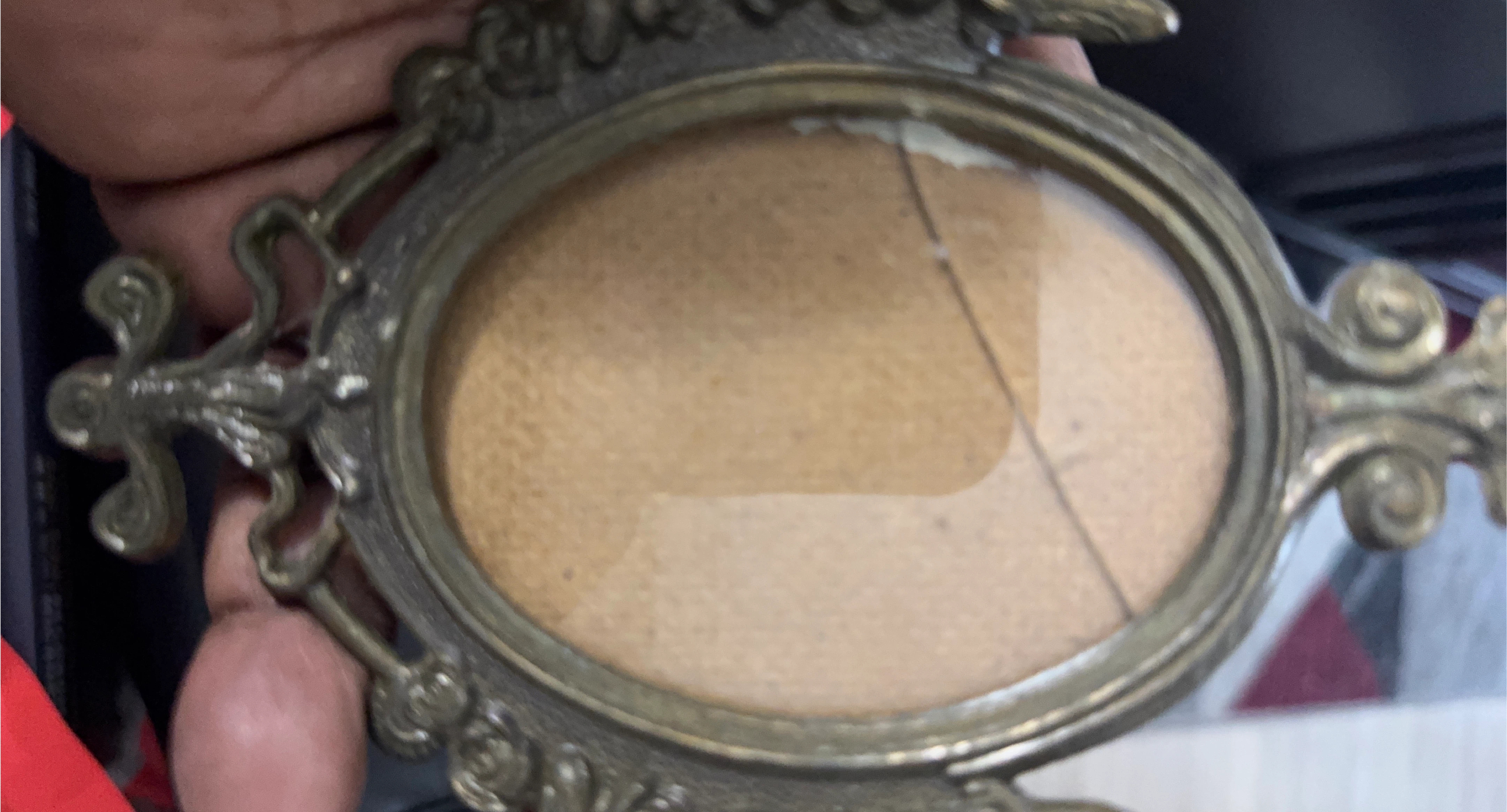 Vintage Oval Picture Frame thumbnail