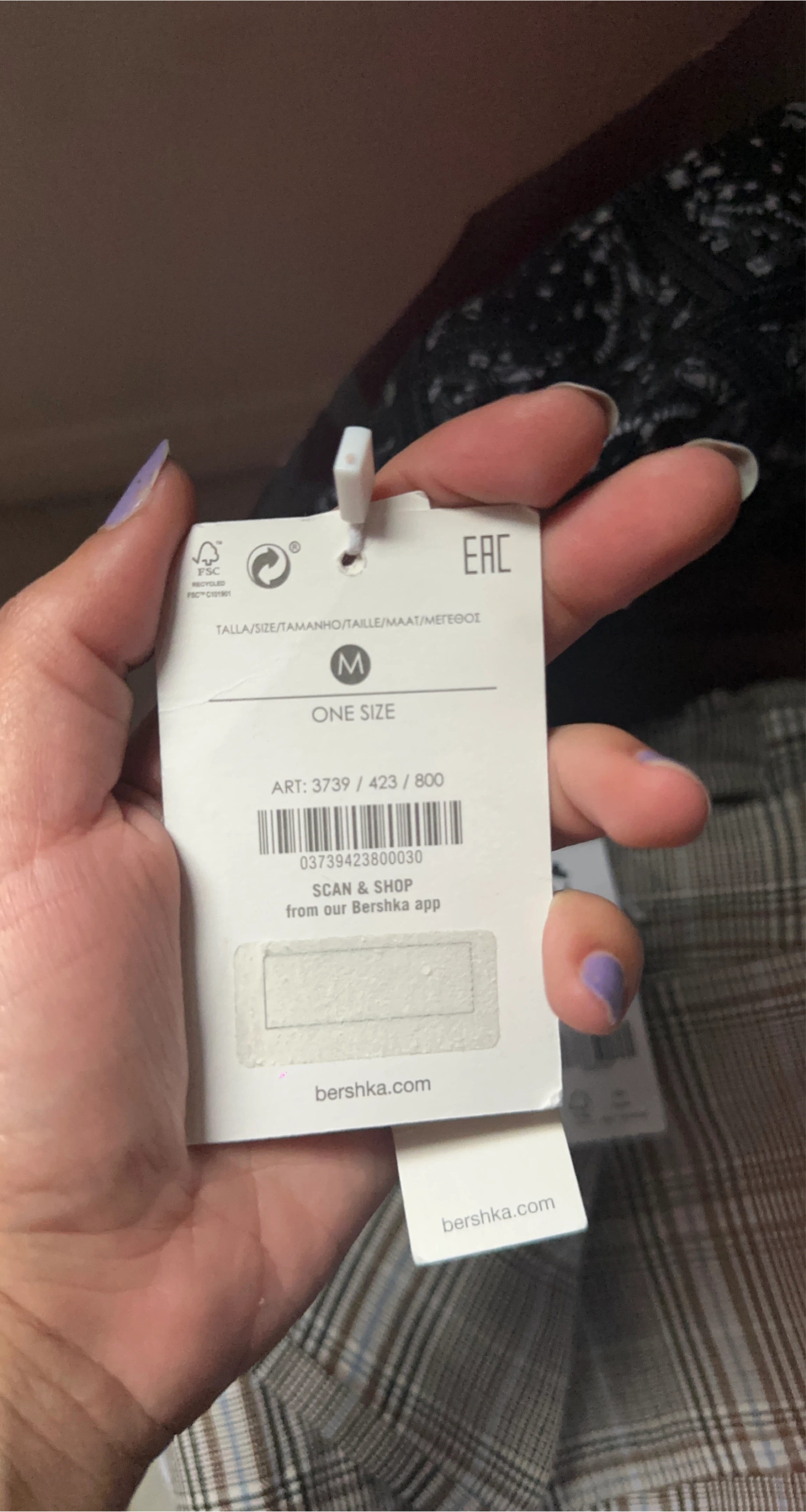 Bershka Reversible Bucket Hat - One Size thumbnail