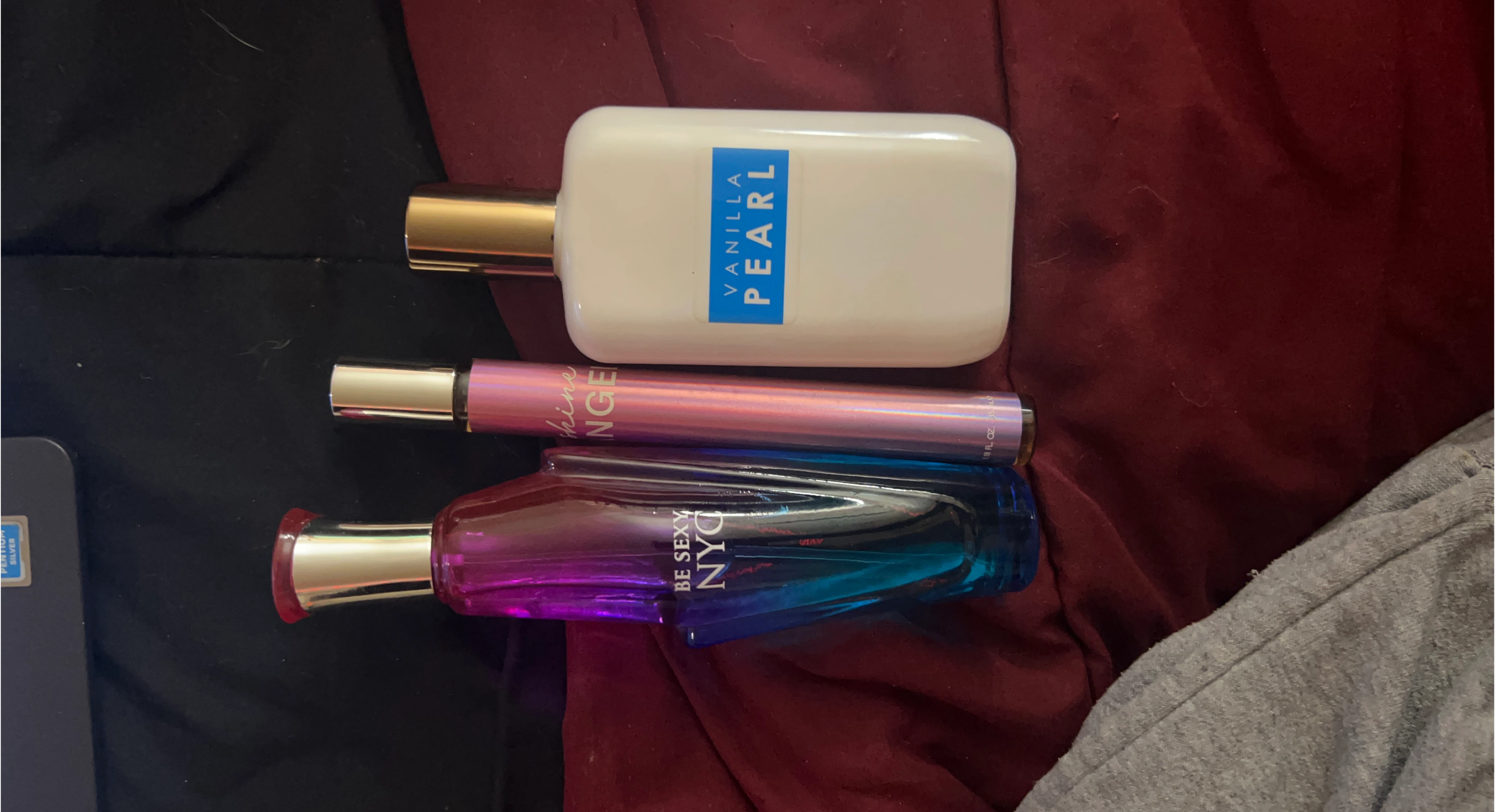 Lot of Body Sprays: Vanilla Pearl, Be Sexy NYC thumbnail