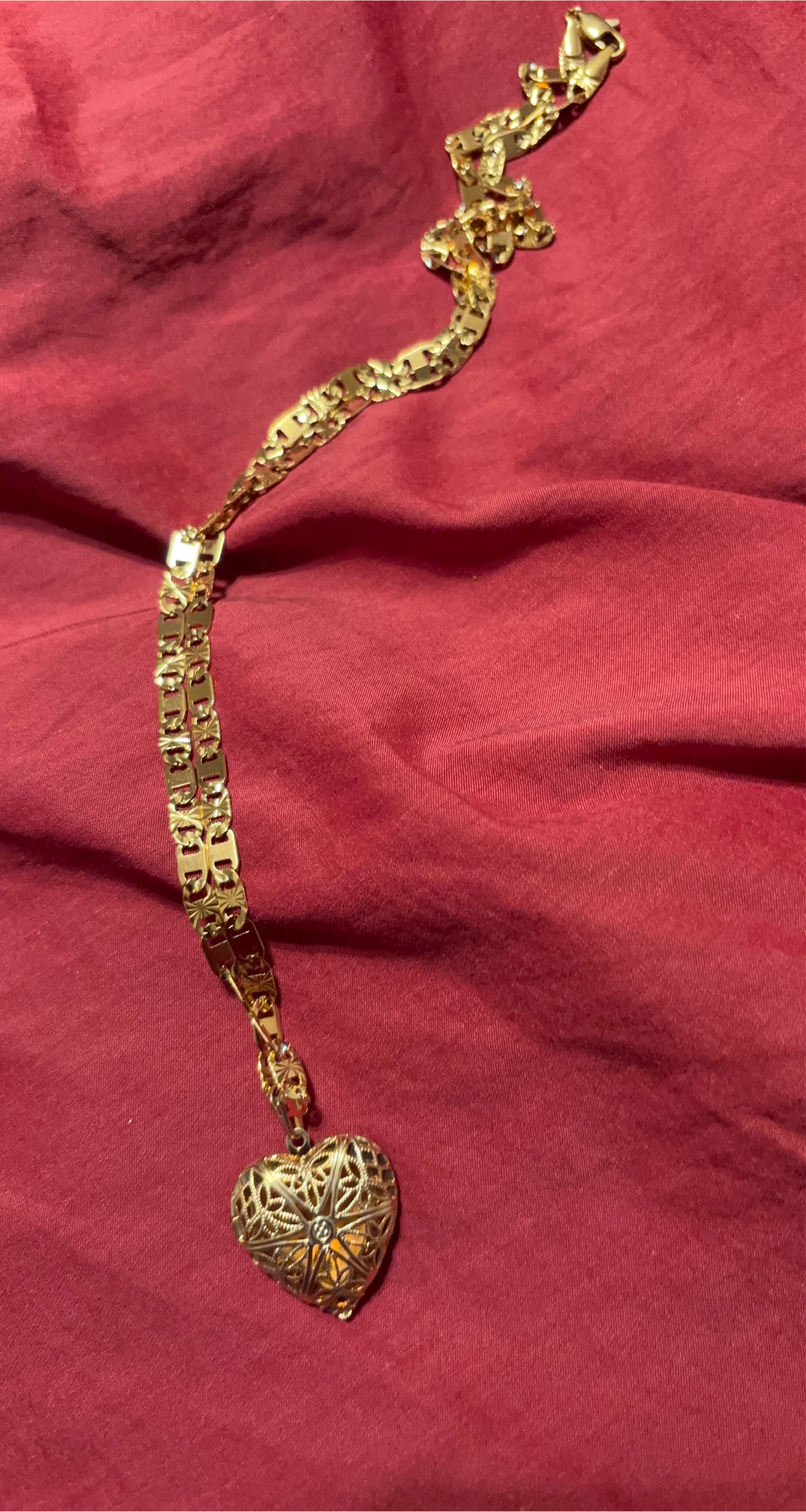 Gold Heart Pendant Necklace custom jewelry