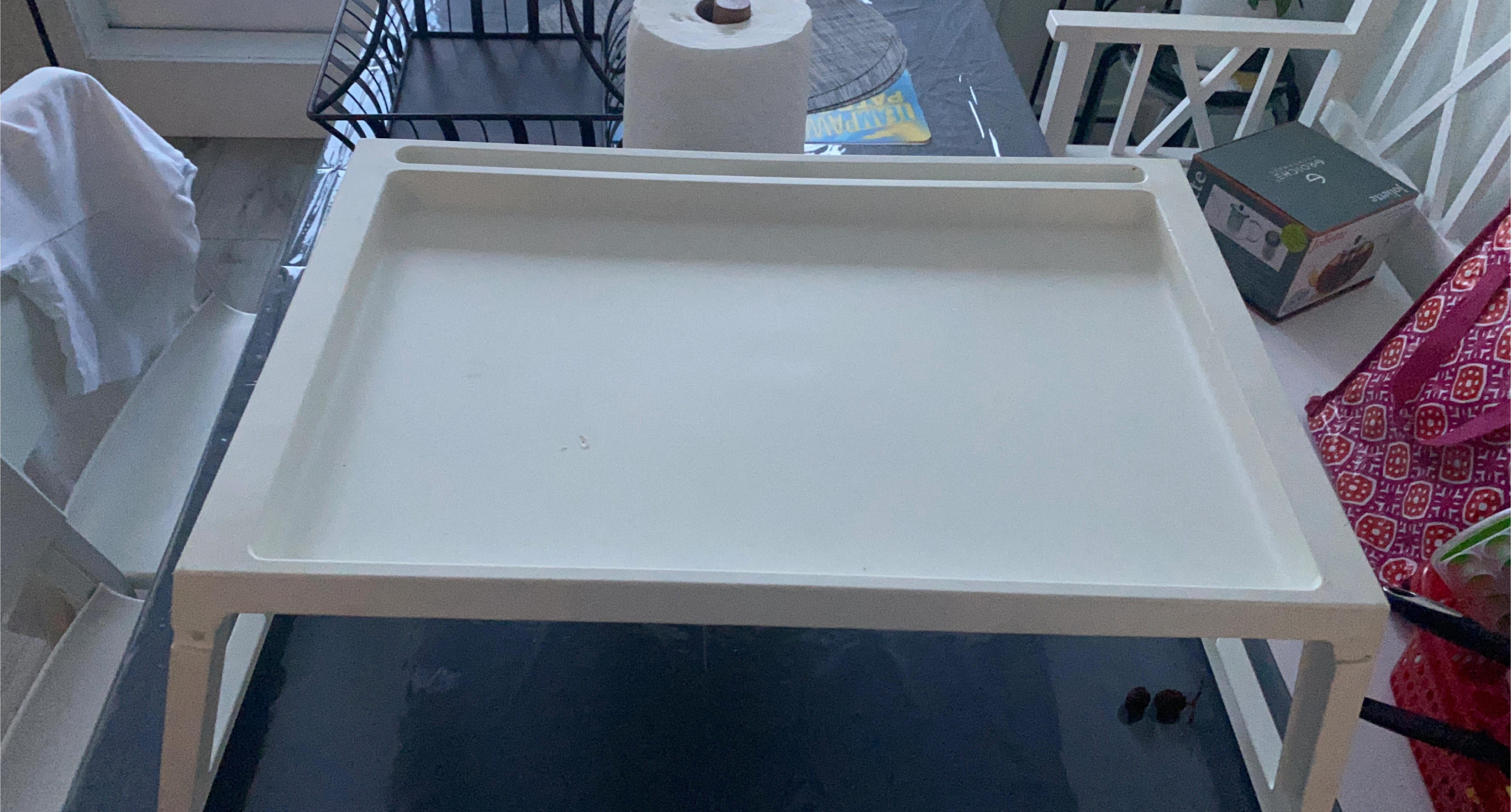 White Table with Legs thumbnail