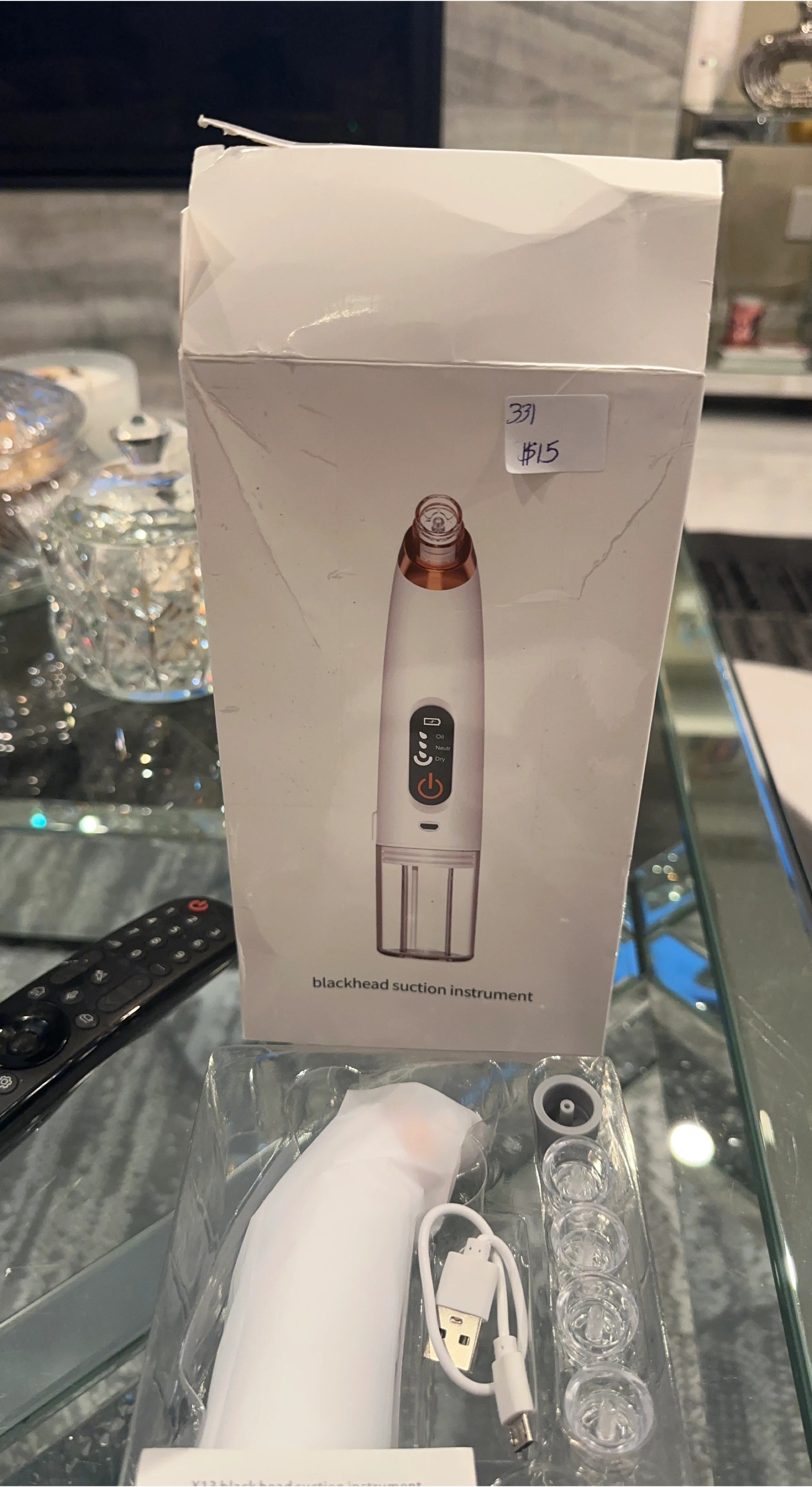 New Blackhead Suction Instrument thumbnail