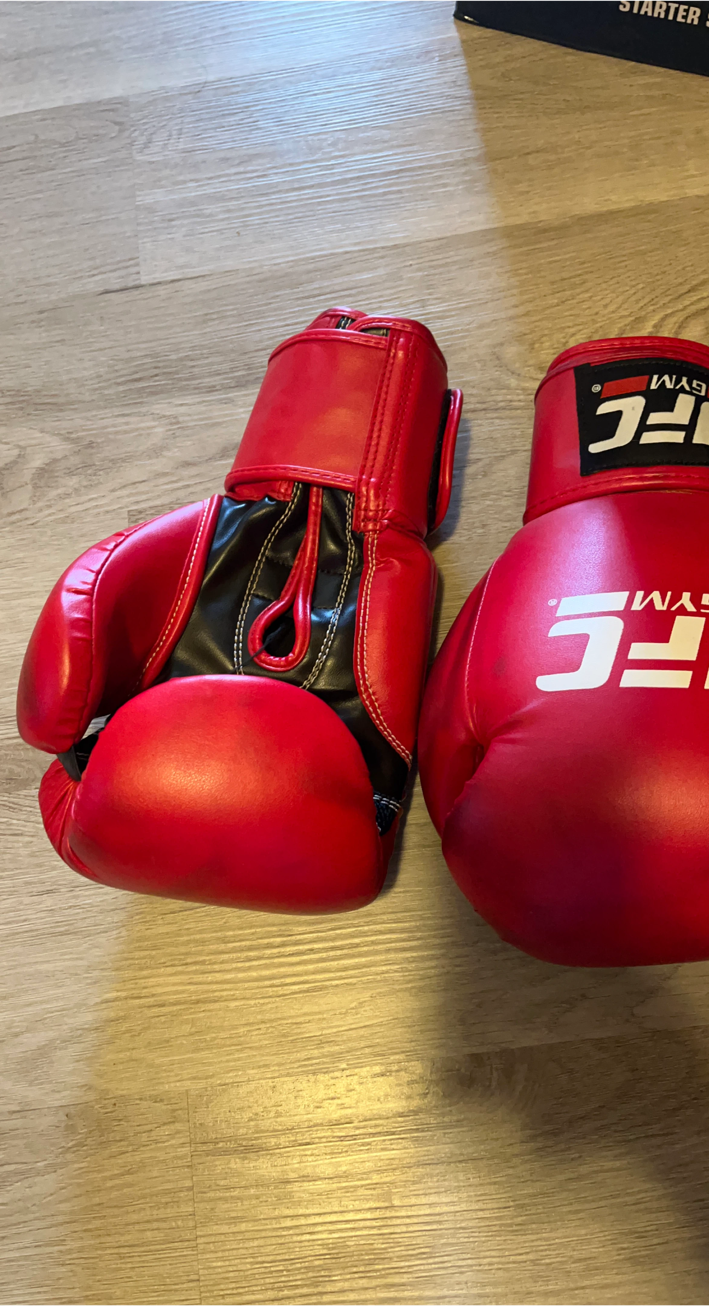 UFC Gym Red Boxing Gloves thumbnail