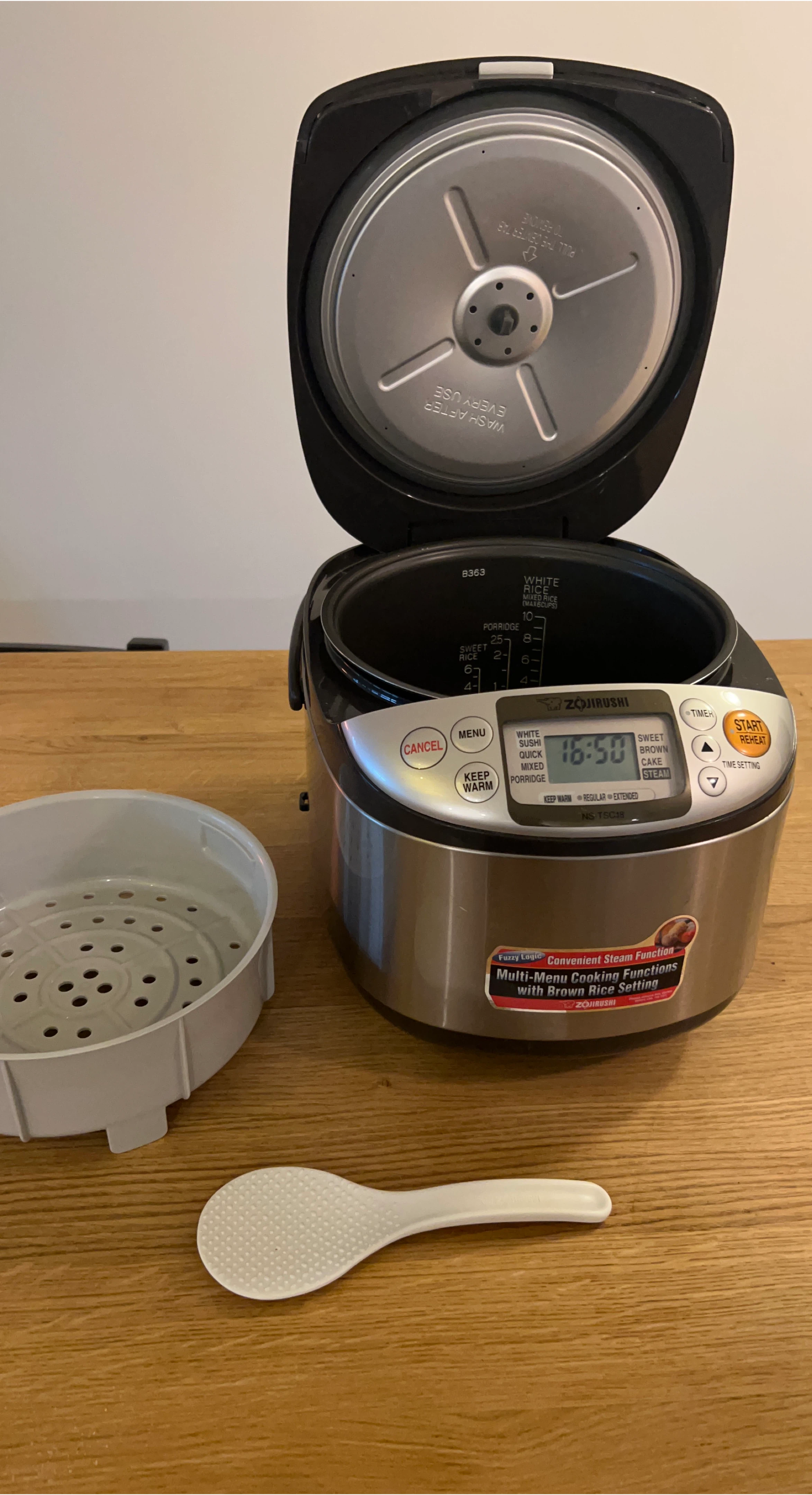 Zojirushi NS-TSC18 10-Cup Rice Cooker thumbnail