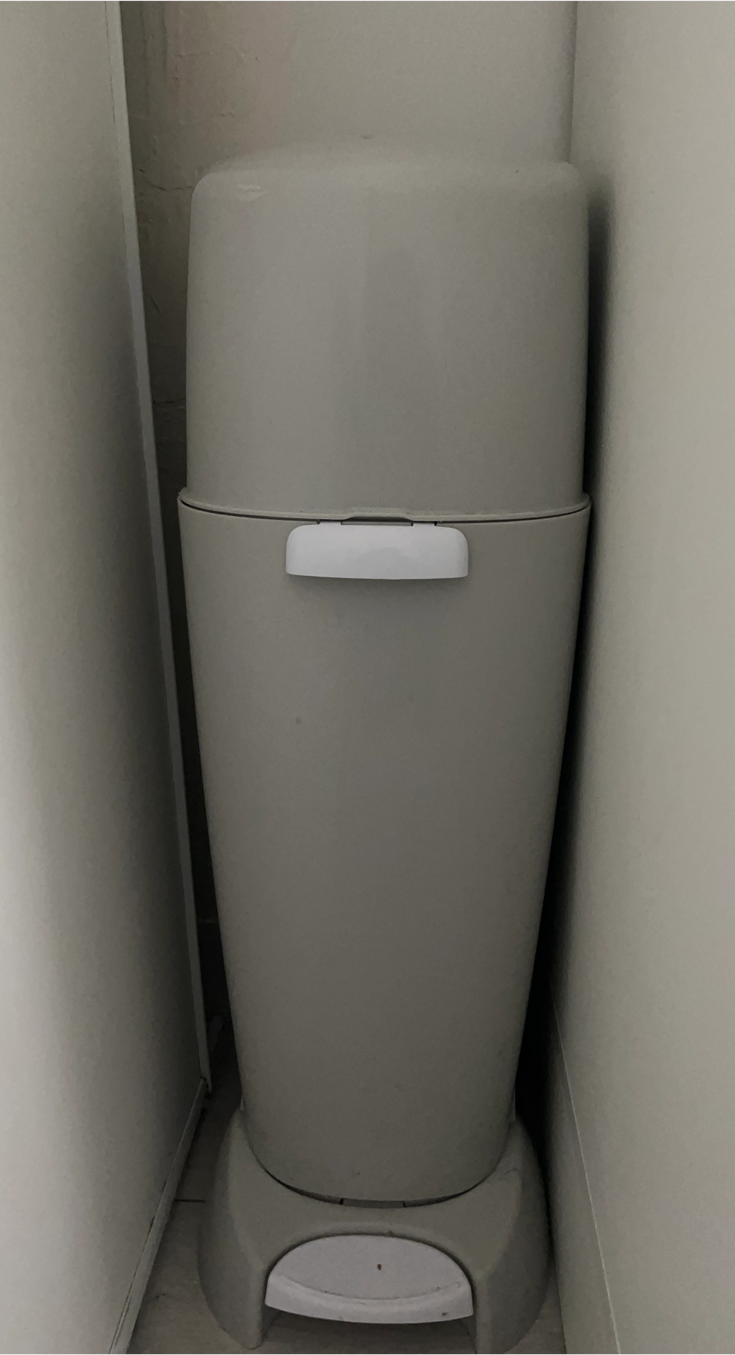 Grey Diaper Pail thumbnail