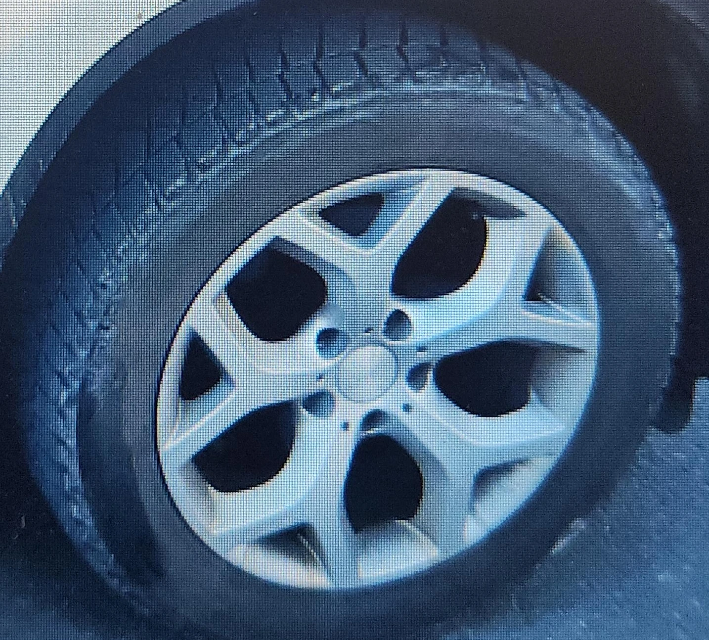 BMW Wheel & Tire thumbnail