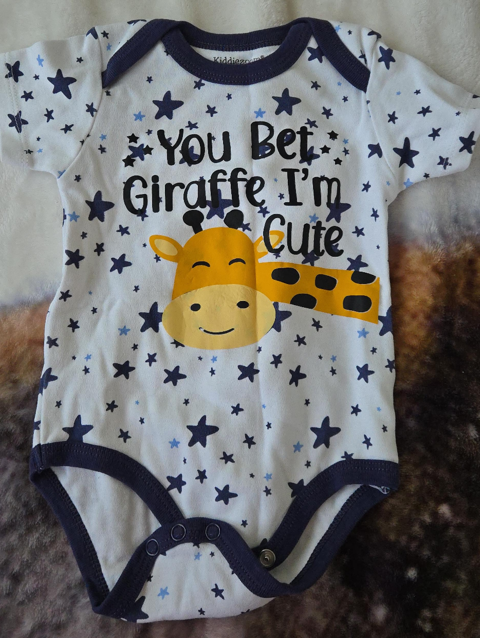 Kiddiezoom Baby Onesie - You Bet Giraffe I'm Cute thumbnail