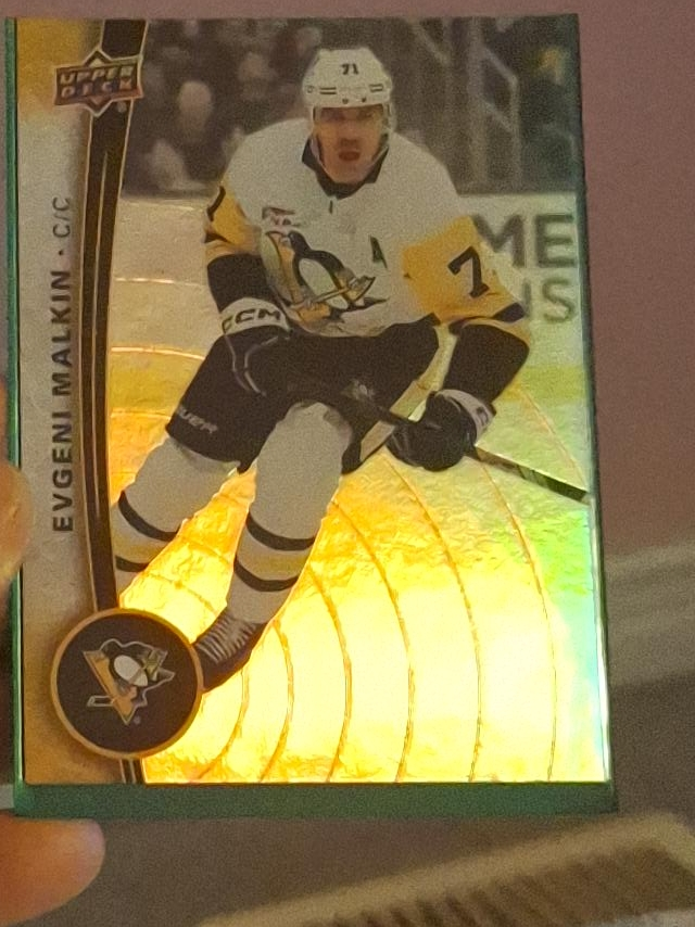 Evgeni Malkin Upper Deck Hockey Card thumbnail