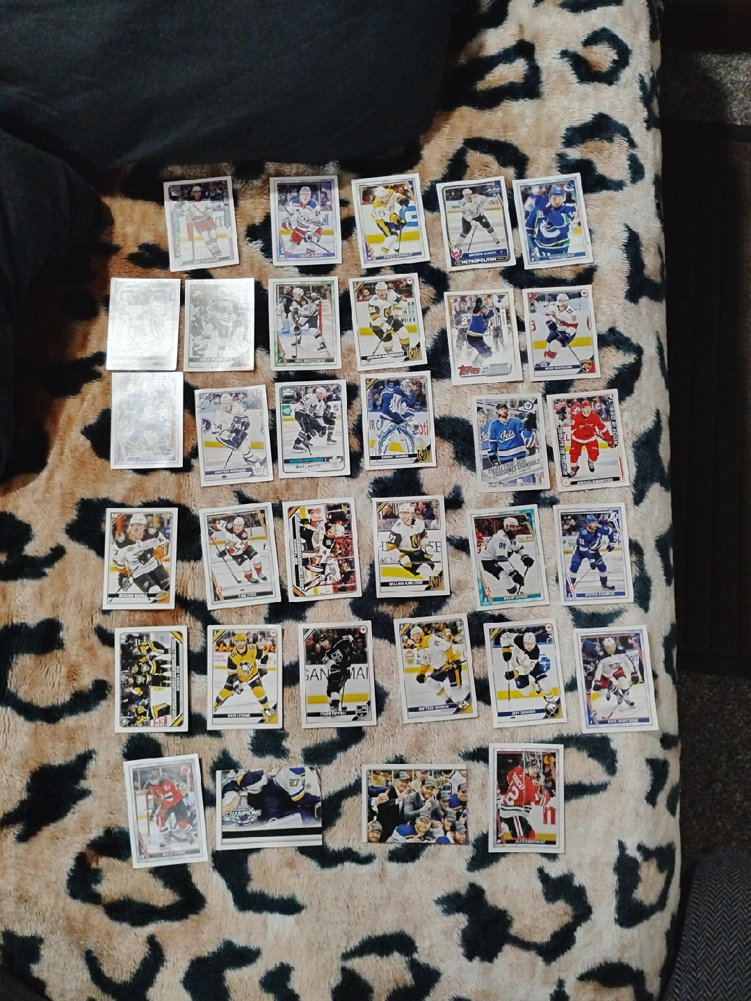 Hockey Trading Cards thumbnail