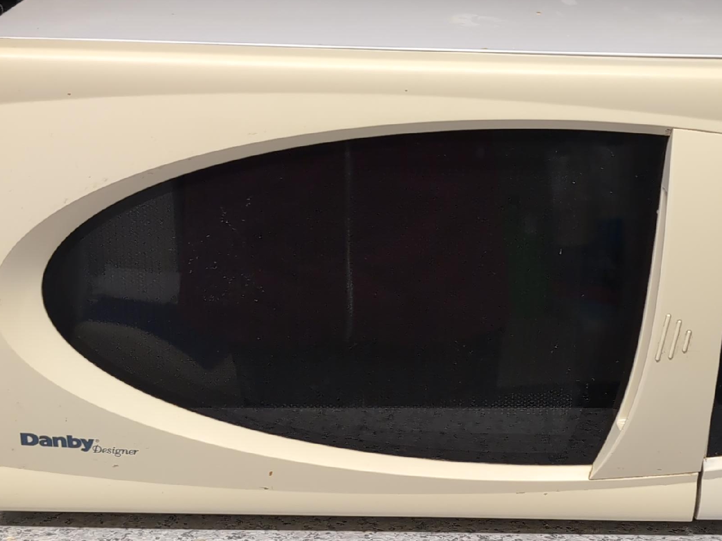 Danby Designer Microwave thumbnail