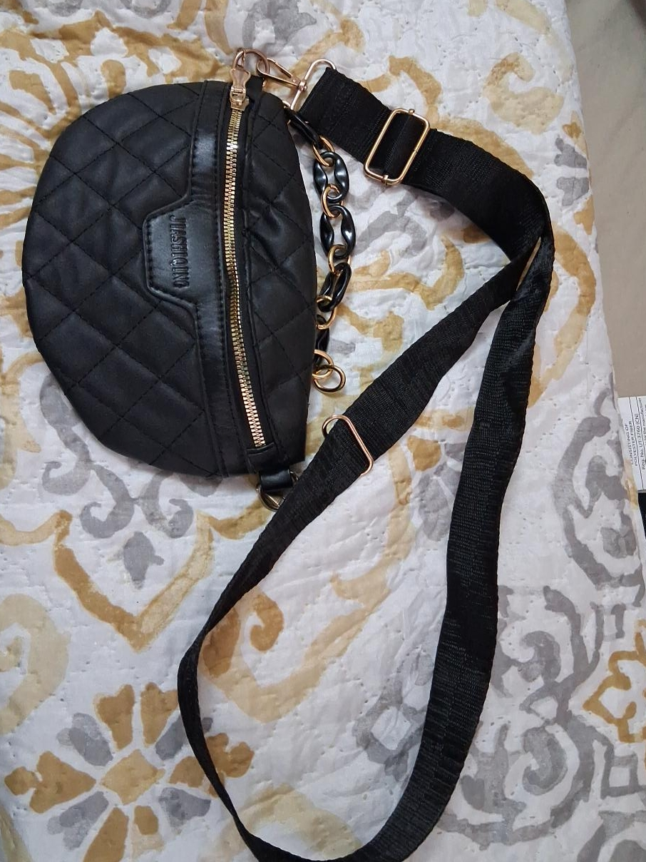 Fashionin Black Quilted Belt Bag thumbnail