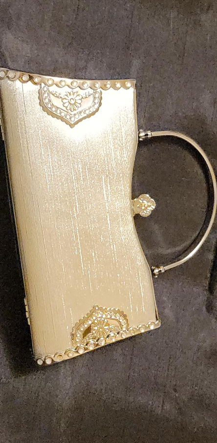 Silver Evening Clutch Purse image indicator(1)