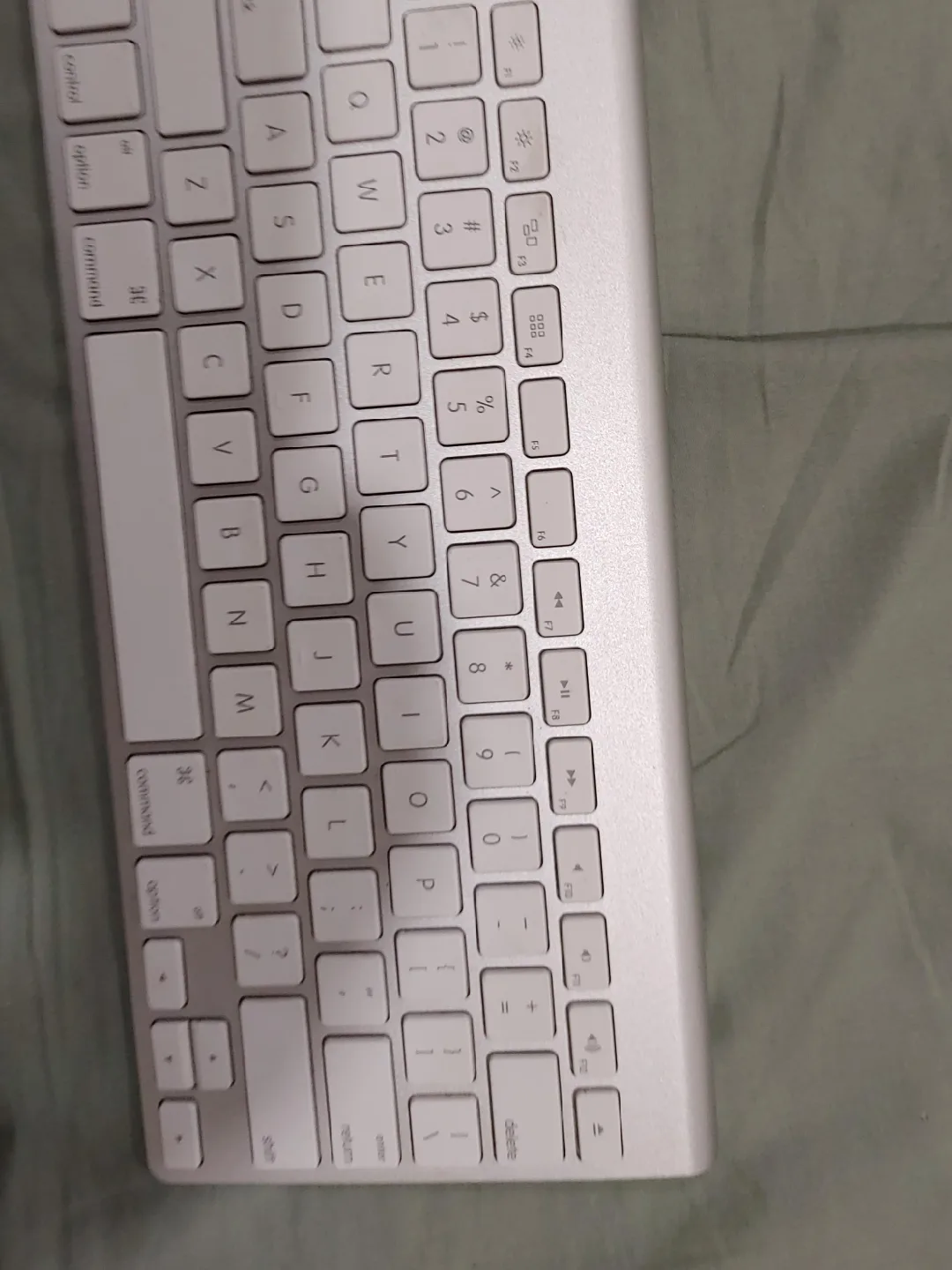 Apple Wireless Keyboard - Silver