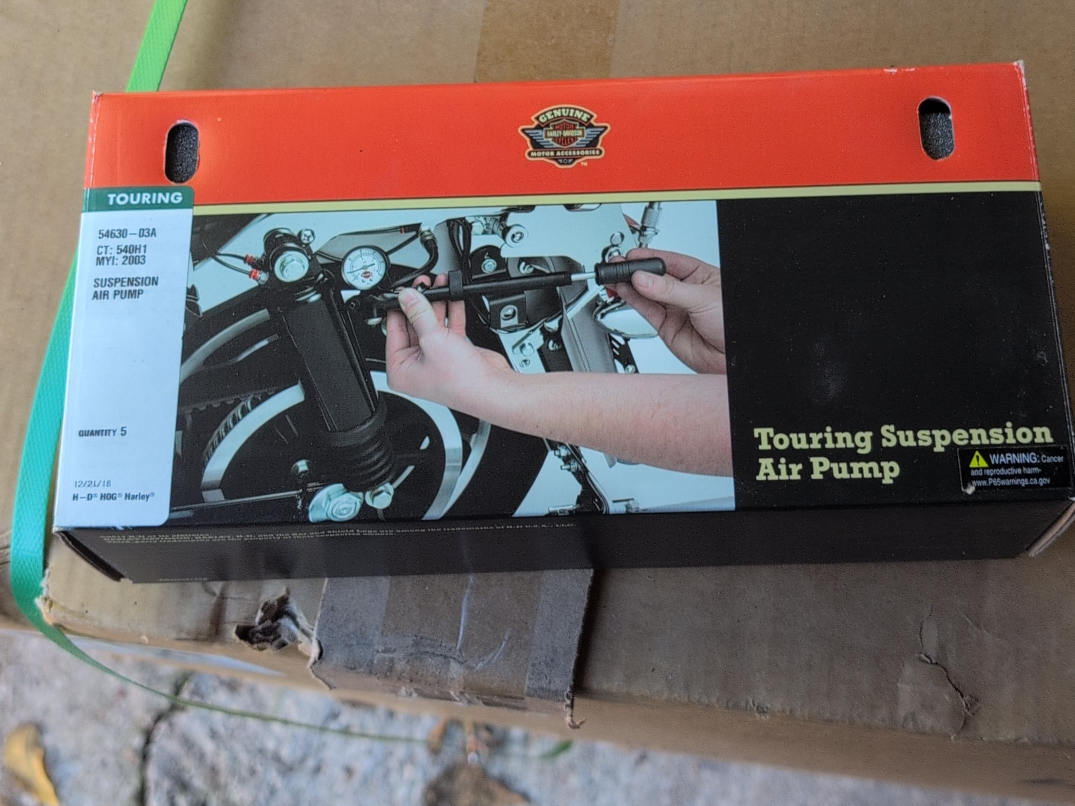 Harley-Davidson Touring Suspension Air Pump