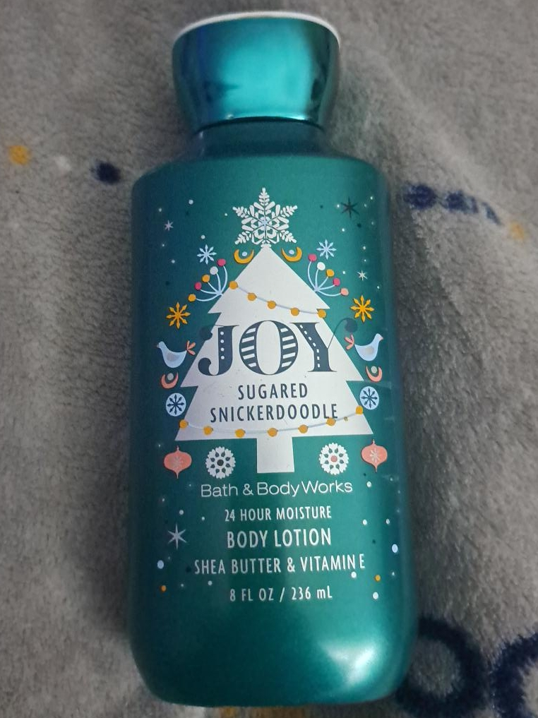 Bath & Body Works Sugared Snickerdoodle Lotion thumbnail