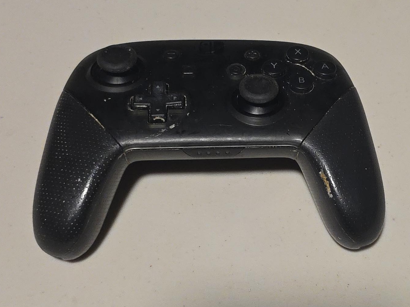 Nintendo Switch Pro Controller thumbnail