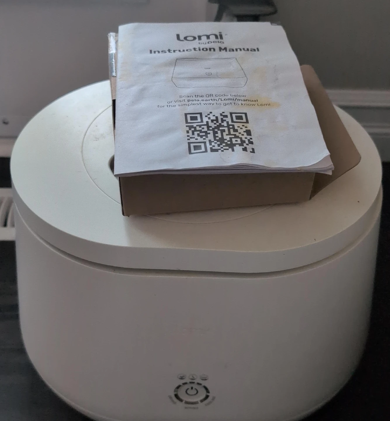 Lomi by Pela Composter lol1q