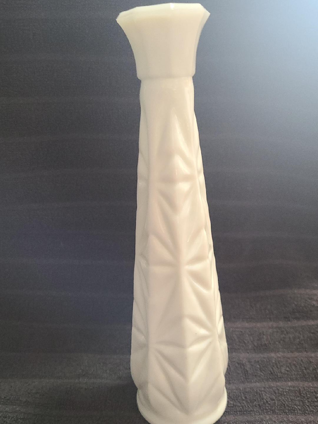 Vintage Milk Glass Vase thumbnail