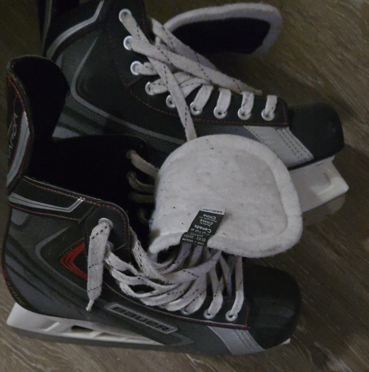 Bauer Vapor Apex Hockey Skates - US 11.5 thumbnail