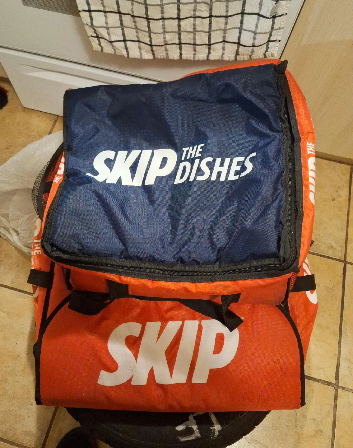 Skip The Dishes Delivery Bag