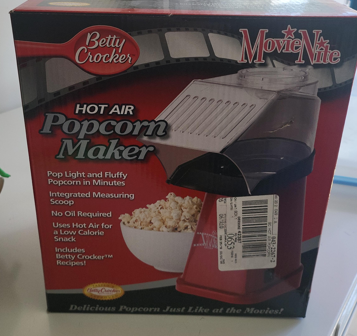 Betty Crocker Hot Air Popcorn Maker - unused thumbnail