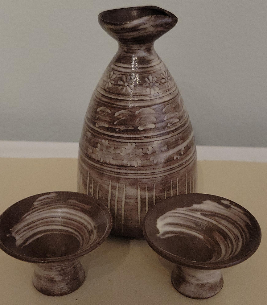 Sake Set - Carafe and Cups thumbnail