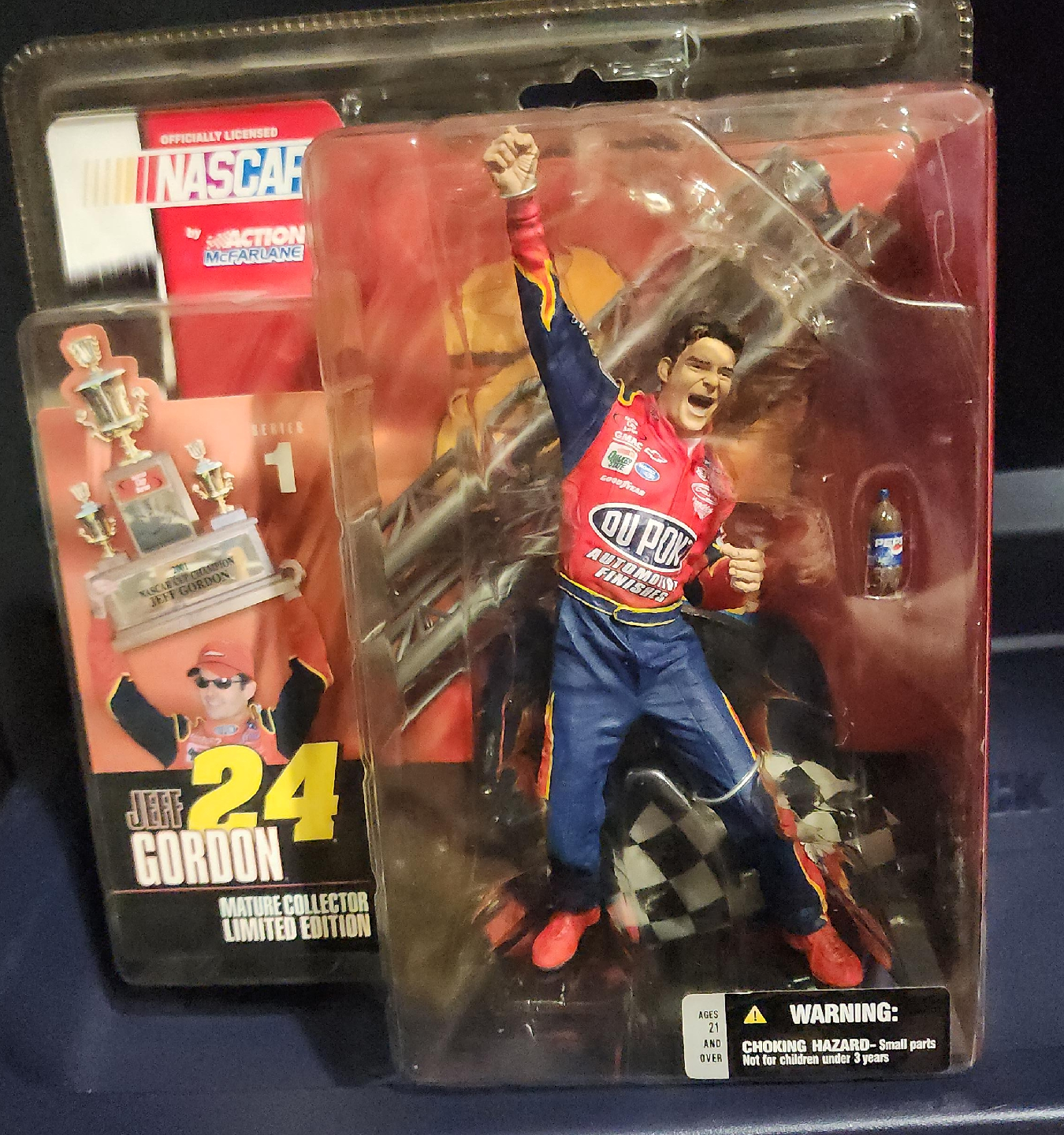 Jeff Gordon NASCAR Action McFarlane Figure ( Chase ) thumbnail