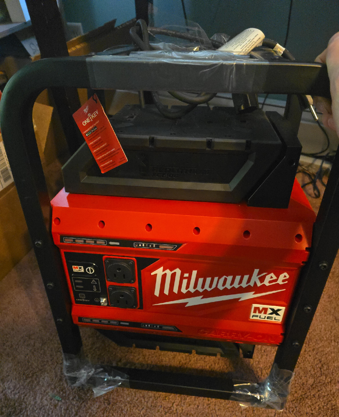 New Milwaukee MX FUEL Carry-On 3600W Power Supply thumbnail