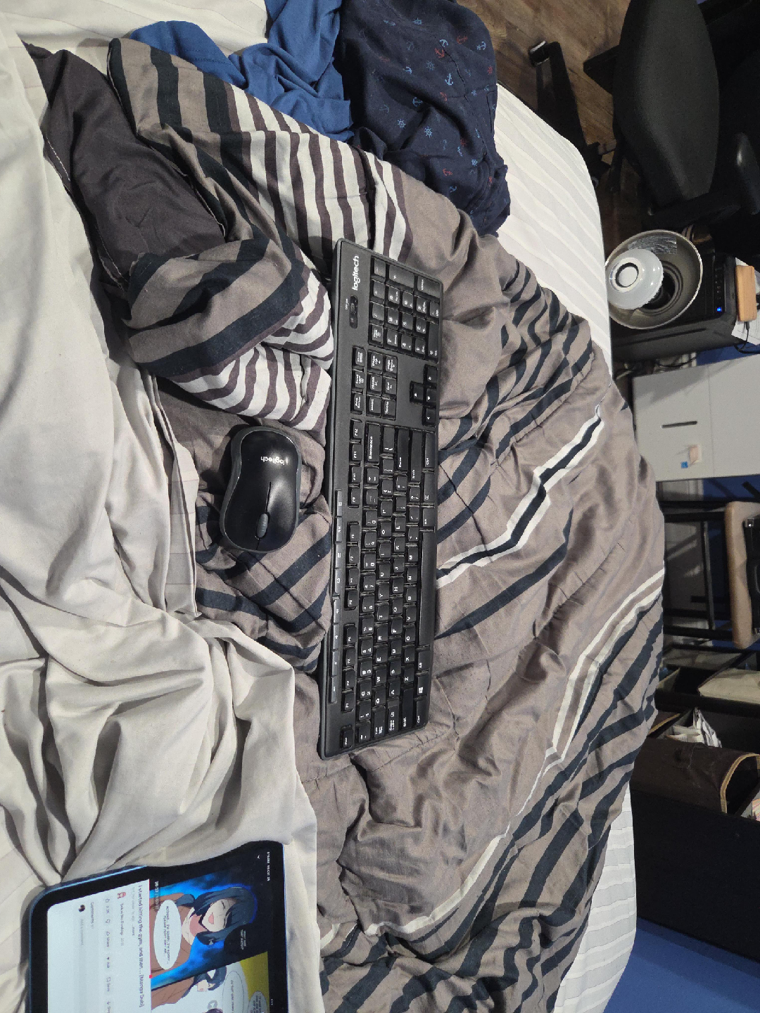 Logitech Keyboard and Mouse Combo thumbnail
