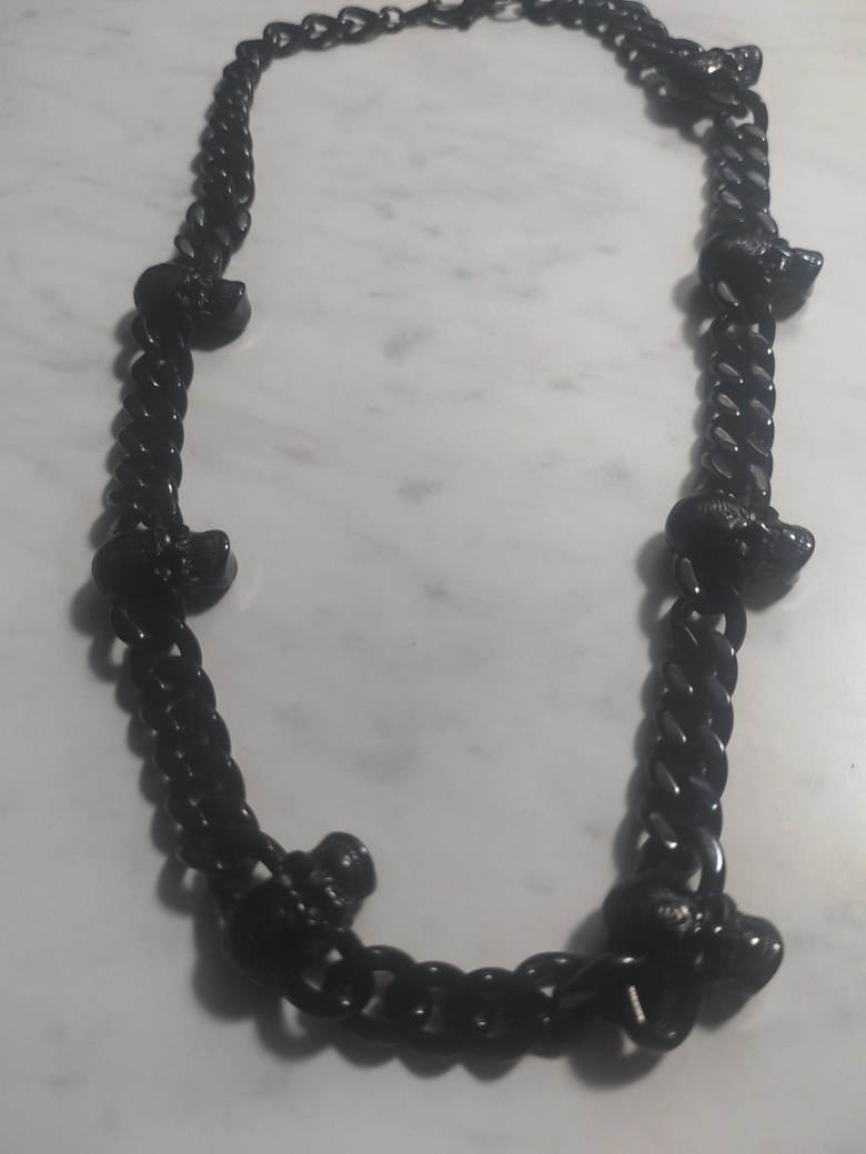 Black Chain Necklace with Lion Heads