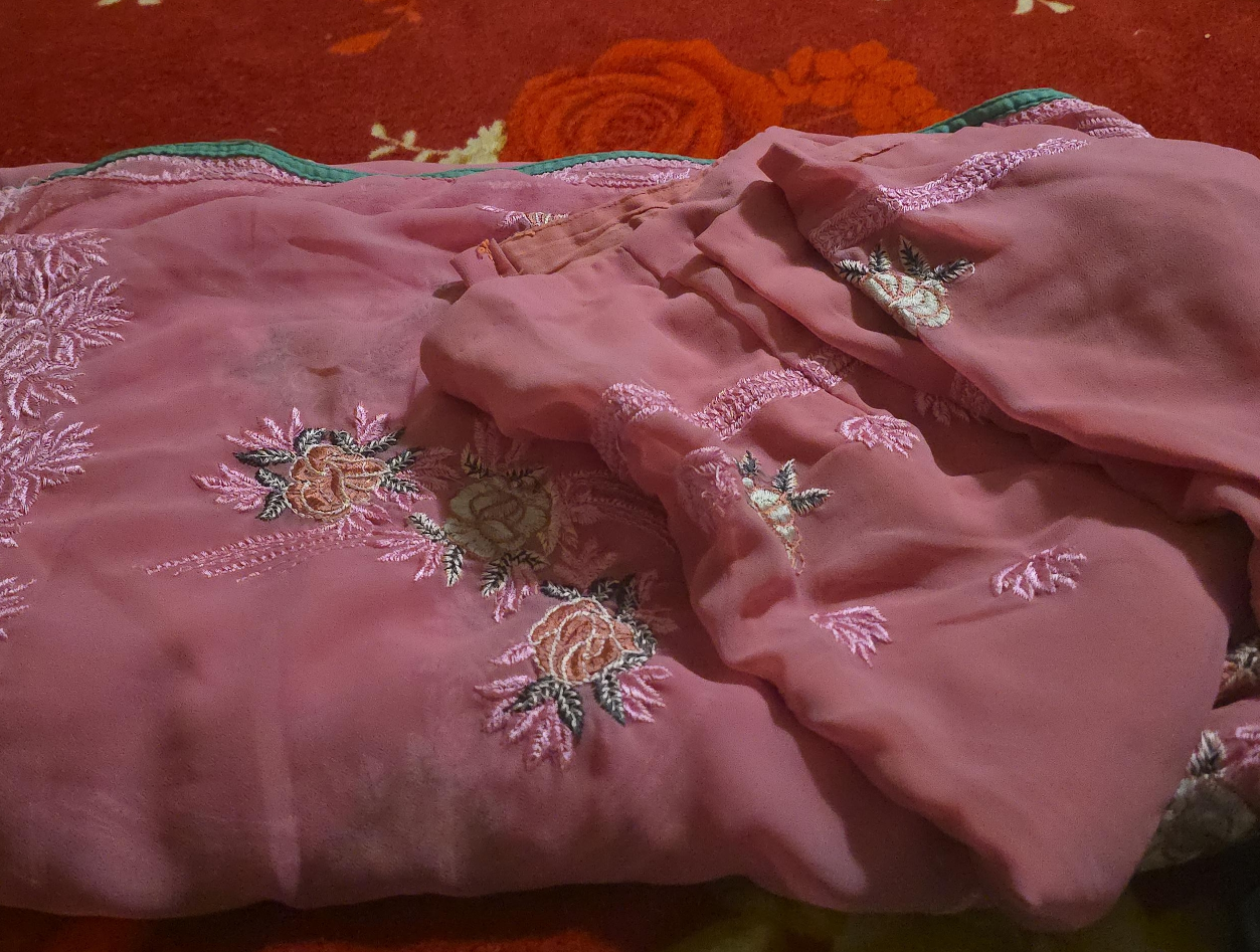 Pink Embroidered Chiffon Saree with blouse