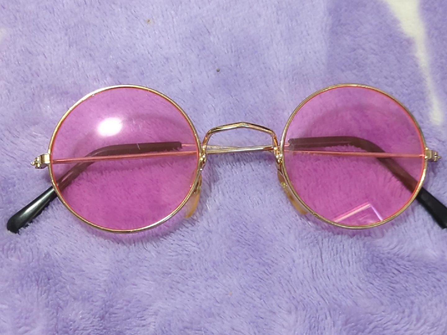 Pink Round Glasses thumbnail