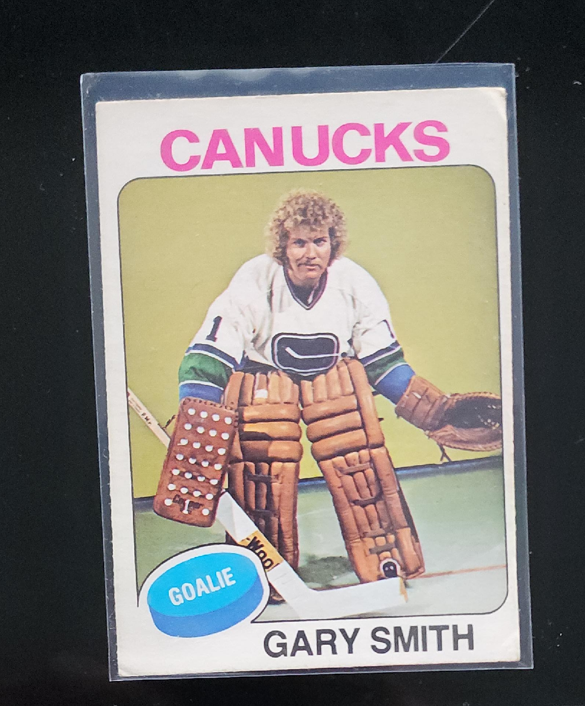 Vintage 1970s Canucks Gary Smith Hockey Card thumbnail