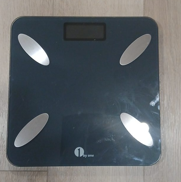1 by one Smart Bathroom Scale thumbnail