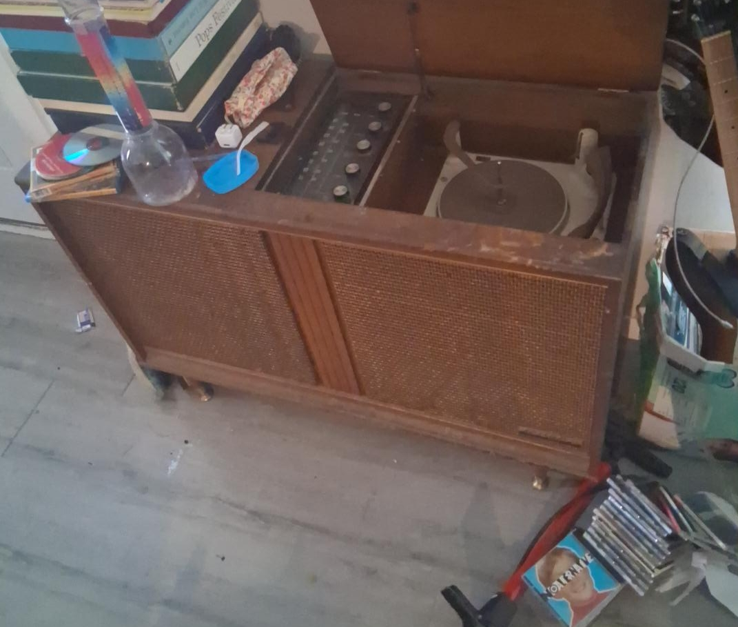 Vintage Record Player Console thumbnail