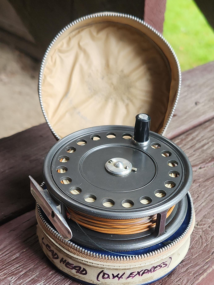 Vintage Fly Fishing Reel with Case thumbnail