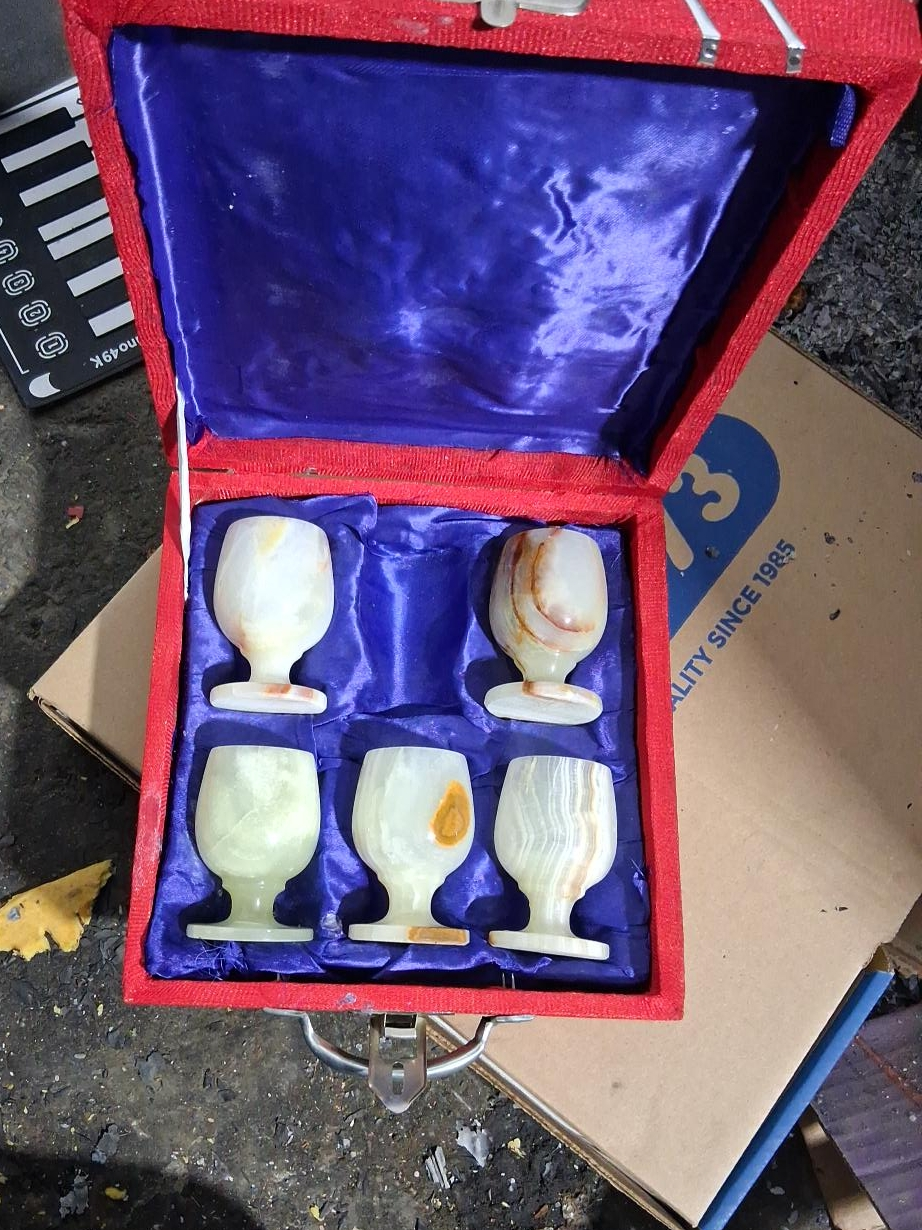 Vintage Onyx Shot Glasses Set in Box thumbnail
