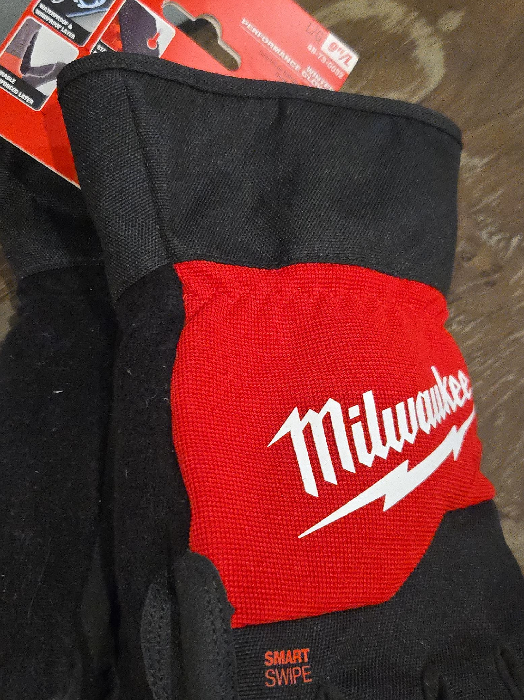 Milwaukee Winter Performance Gloves - Size L/G thumbnail