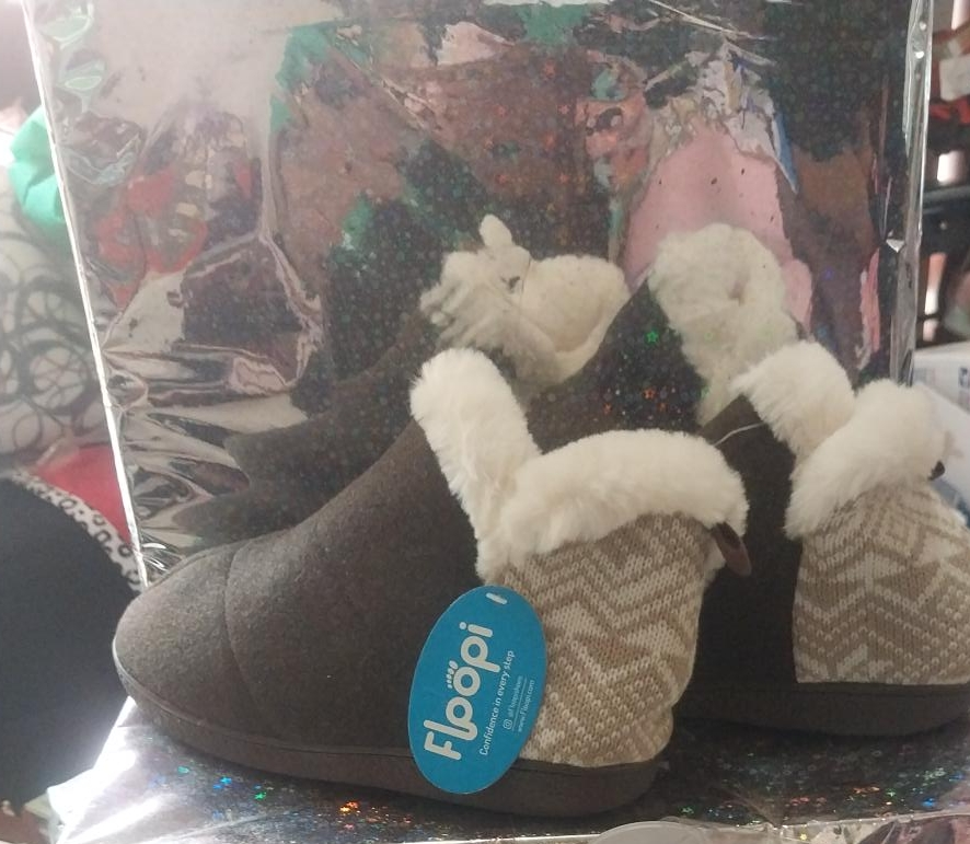 Floopi Brown Slippers