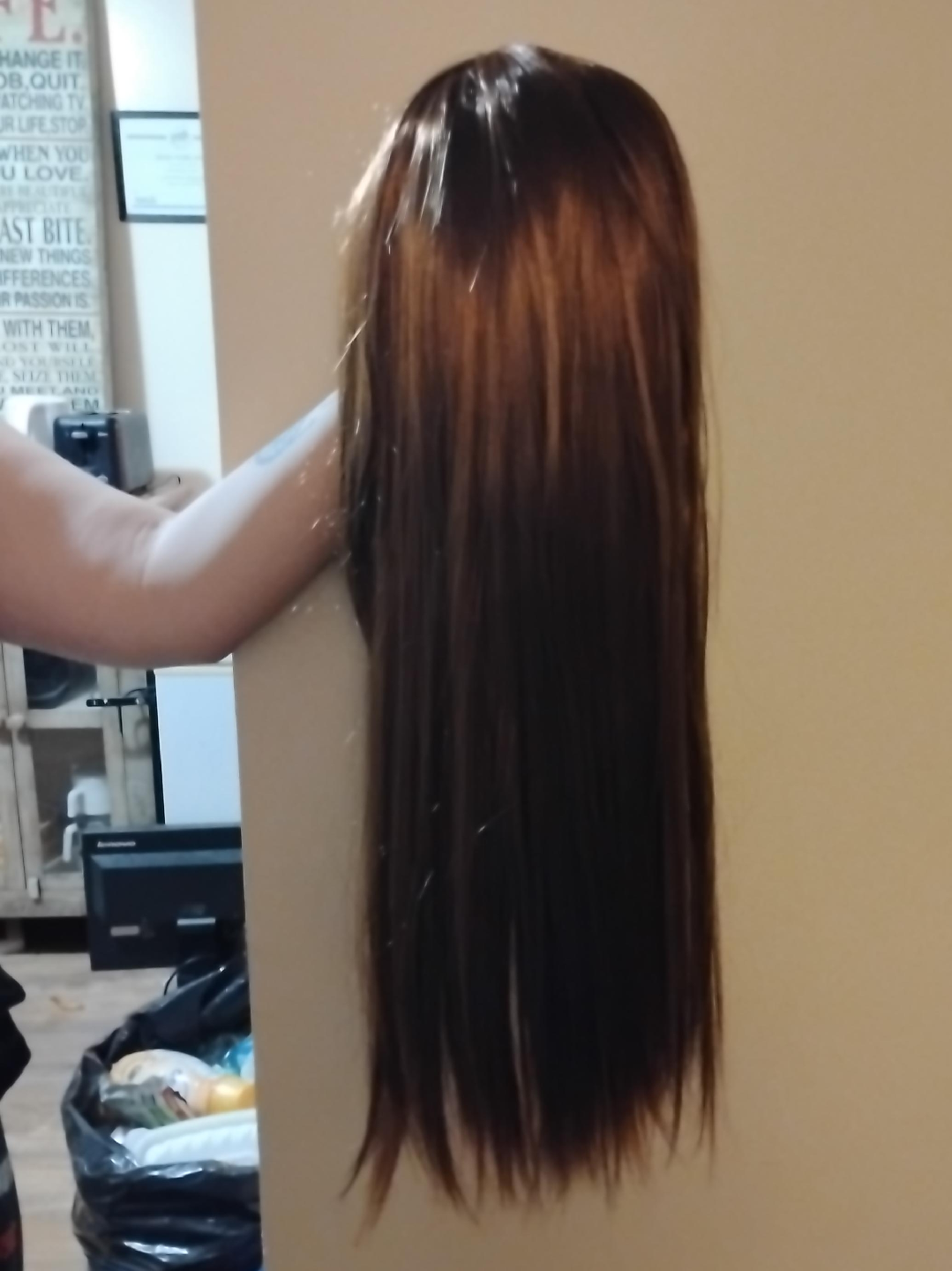 🥕Long chestnut brown wig thumbnail